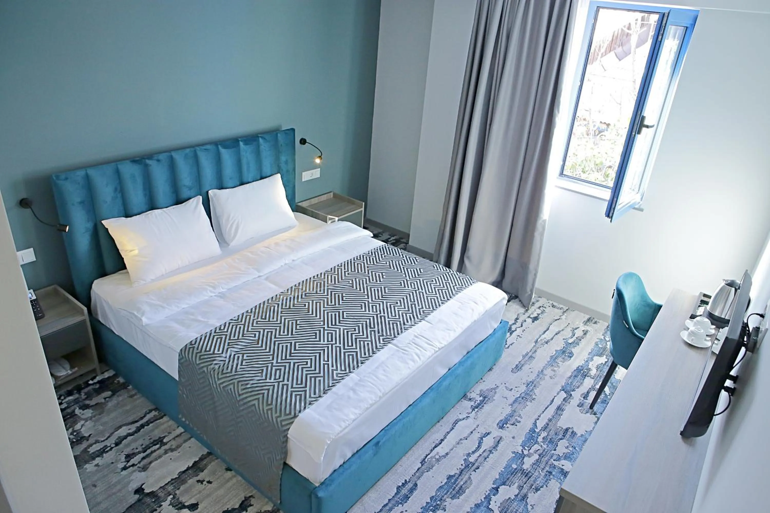 Photo of the whole room, Bed in Hotel Address 9D