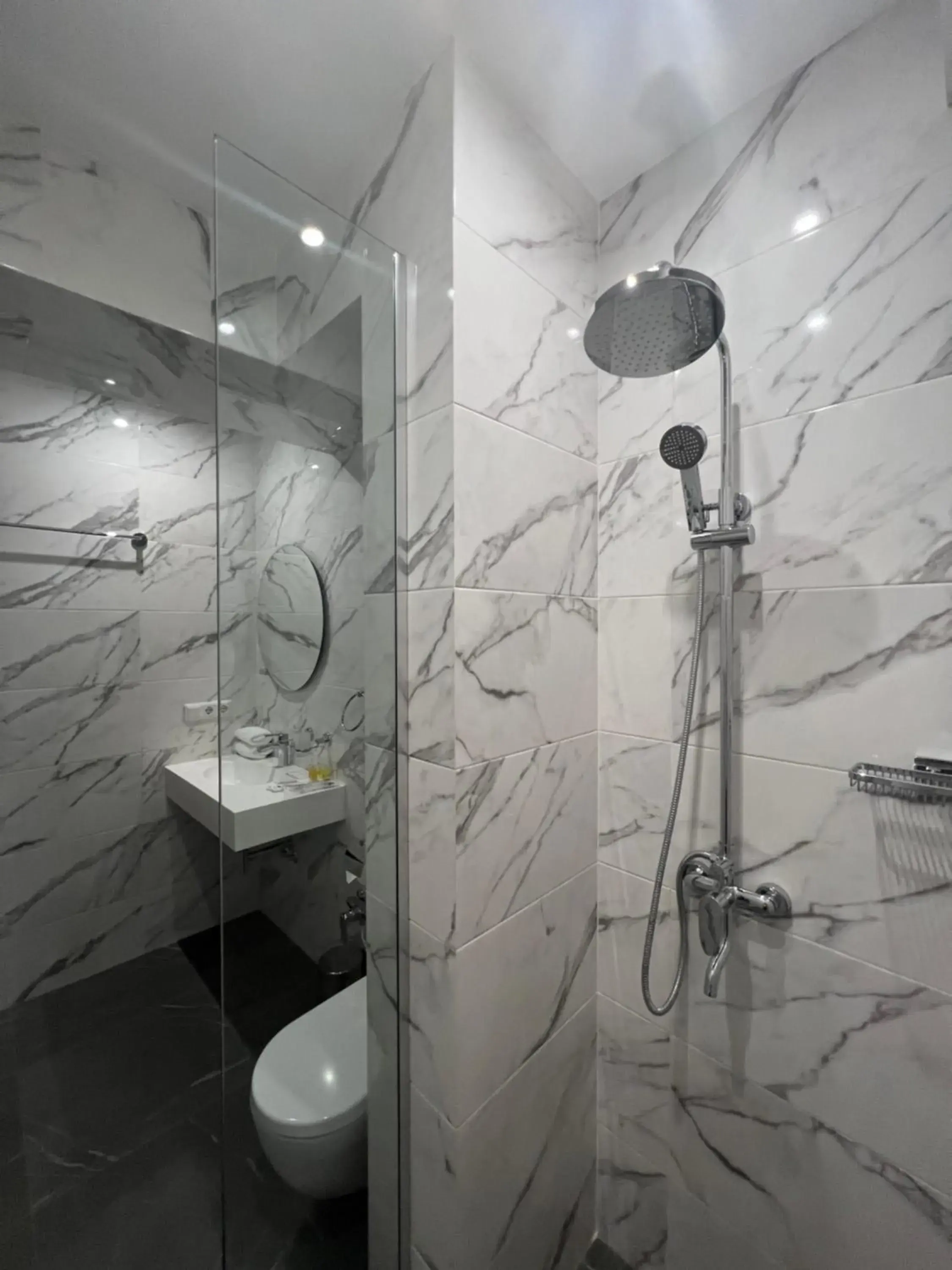 Economy Twin Room in Hotel Address 9D Economy Twin Room in Hotel Address 9D