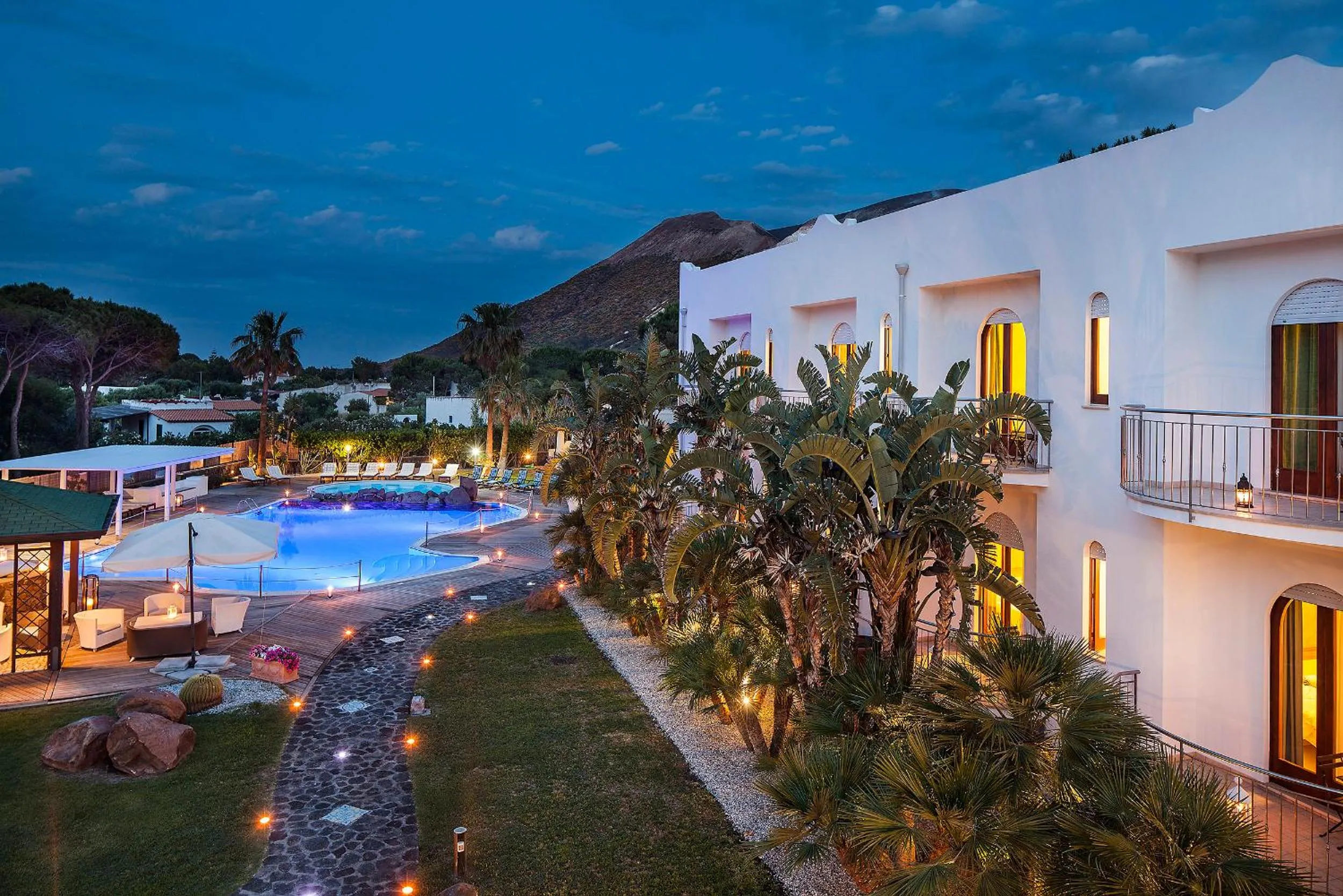 Garden view in Hotel Orsa Maggiore