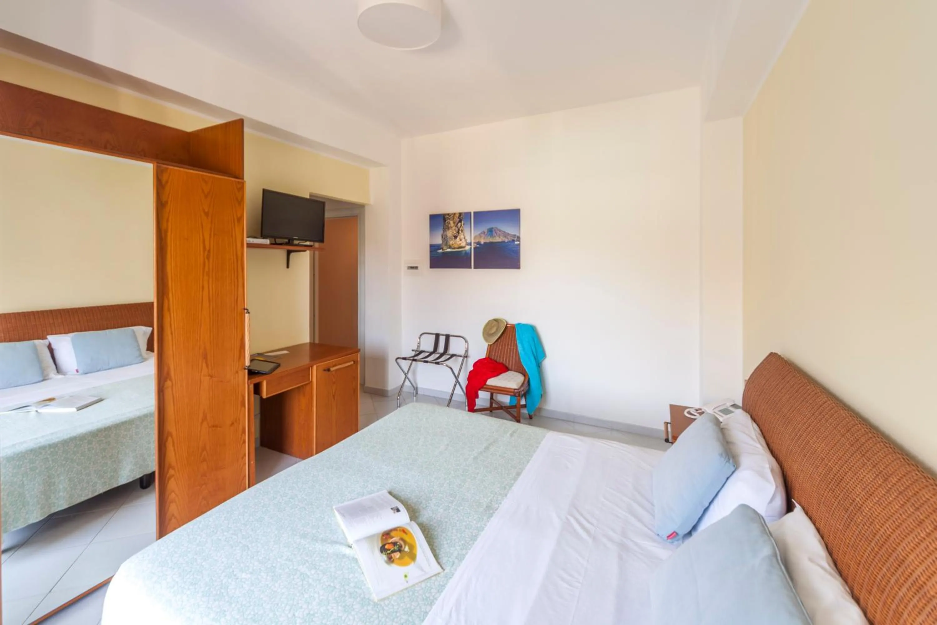 Bed in Hotel Orsa Maggiore