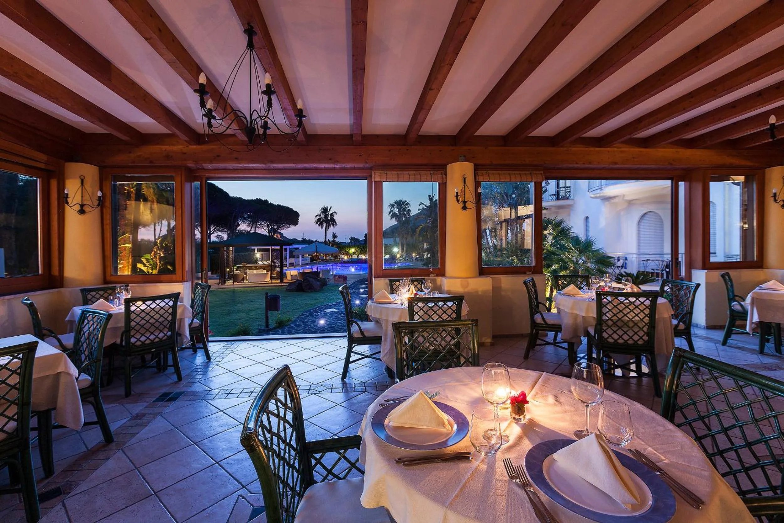 Food and drinks in Hotel Orsa Maggiore