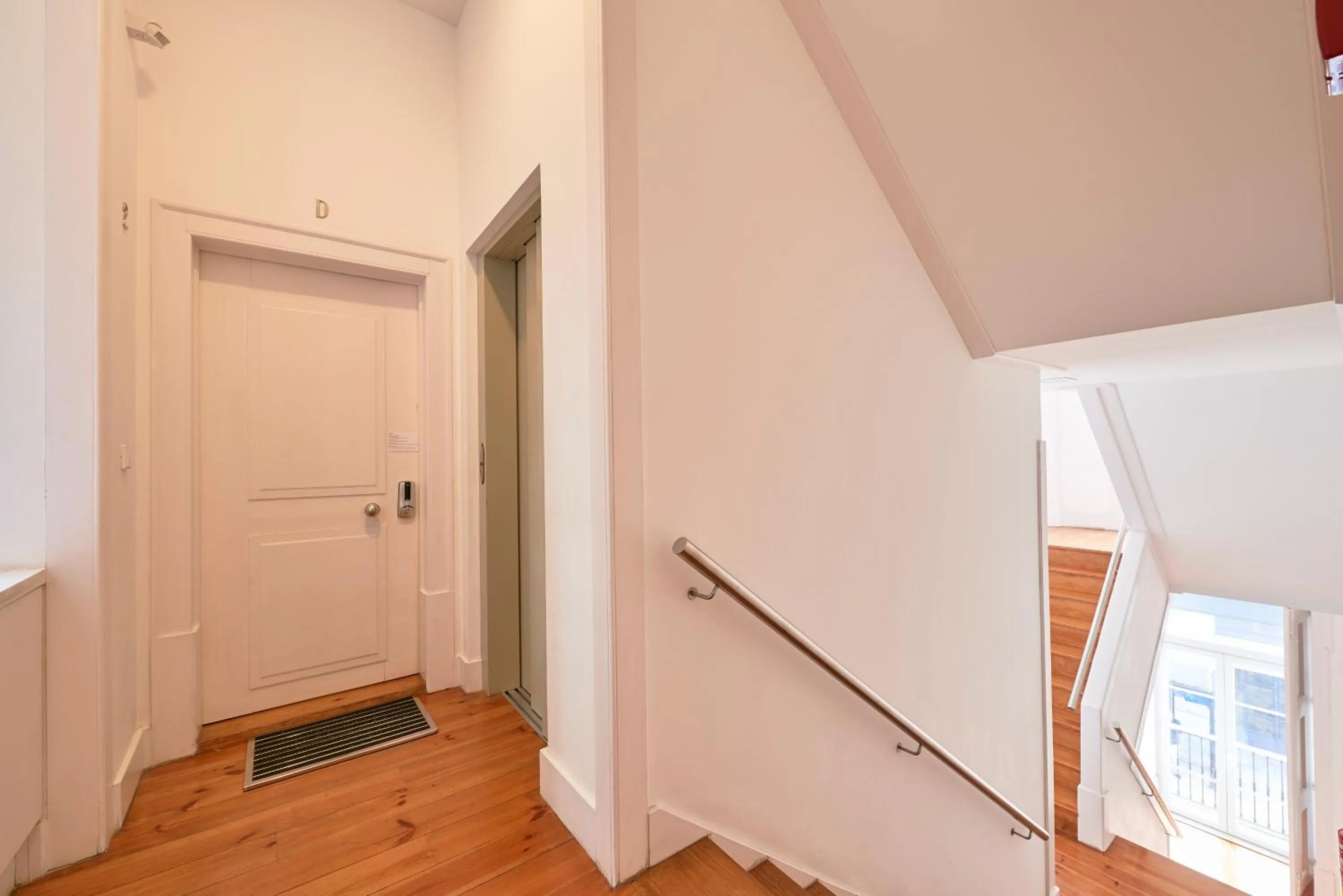 Facade/entrance in Lisbon Five Stars Apartments São Paulo 55