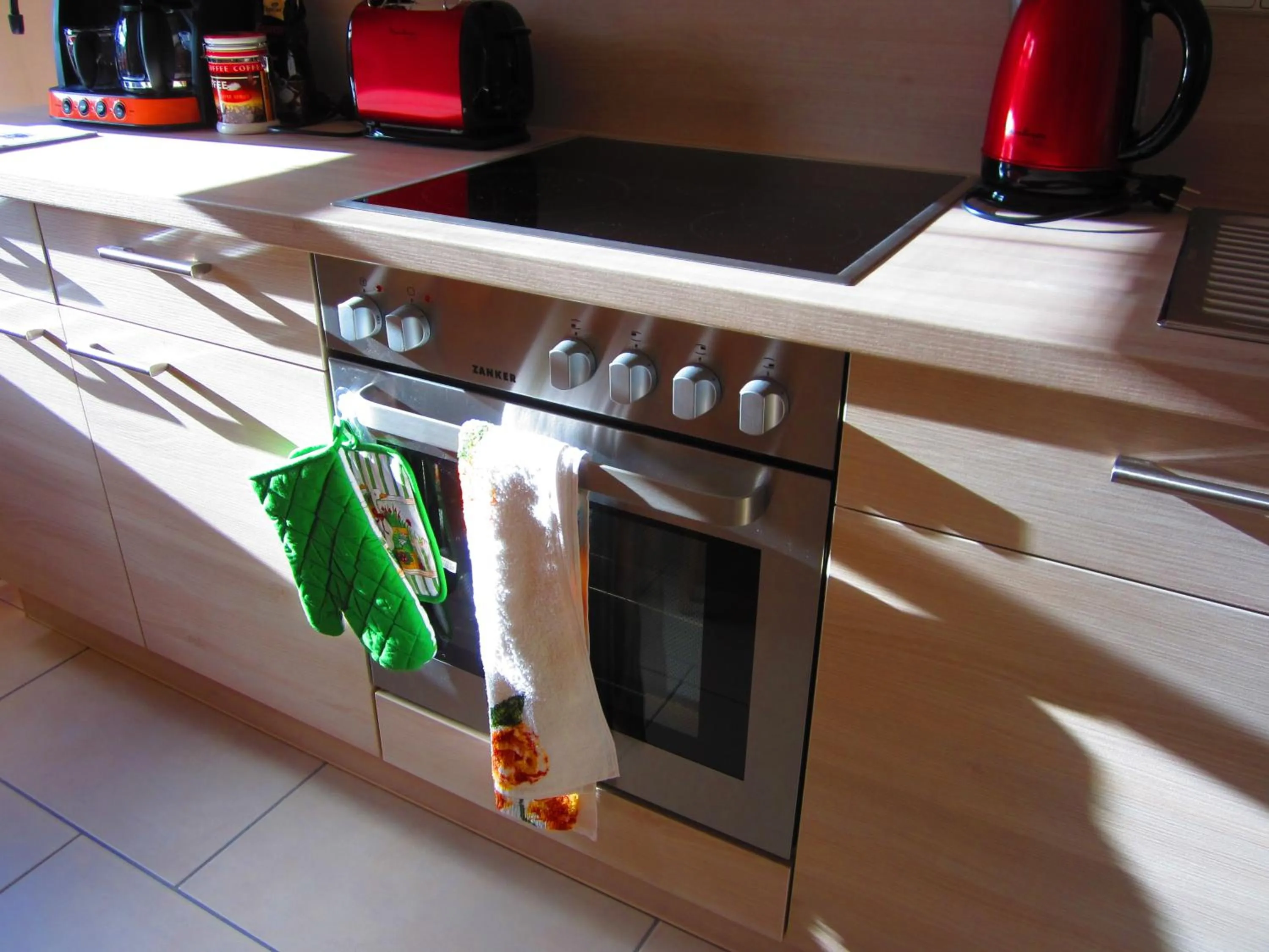 Kitchen or kitchenette in Hansis Lodge