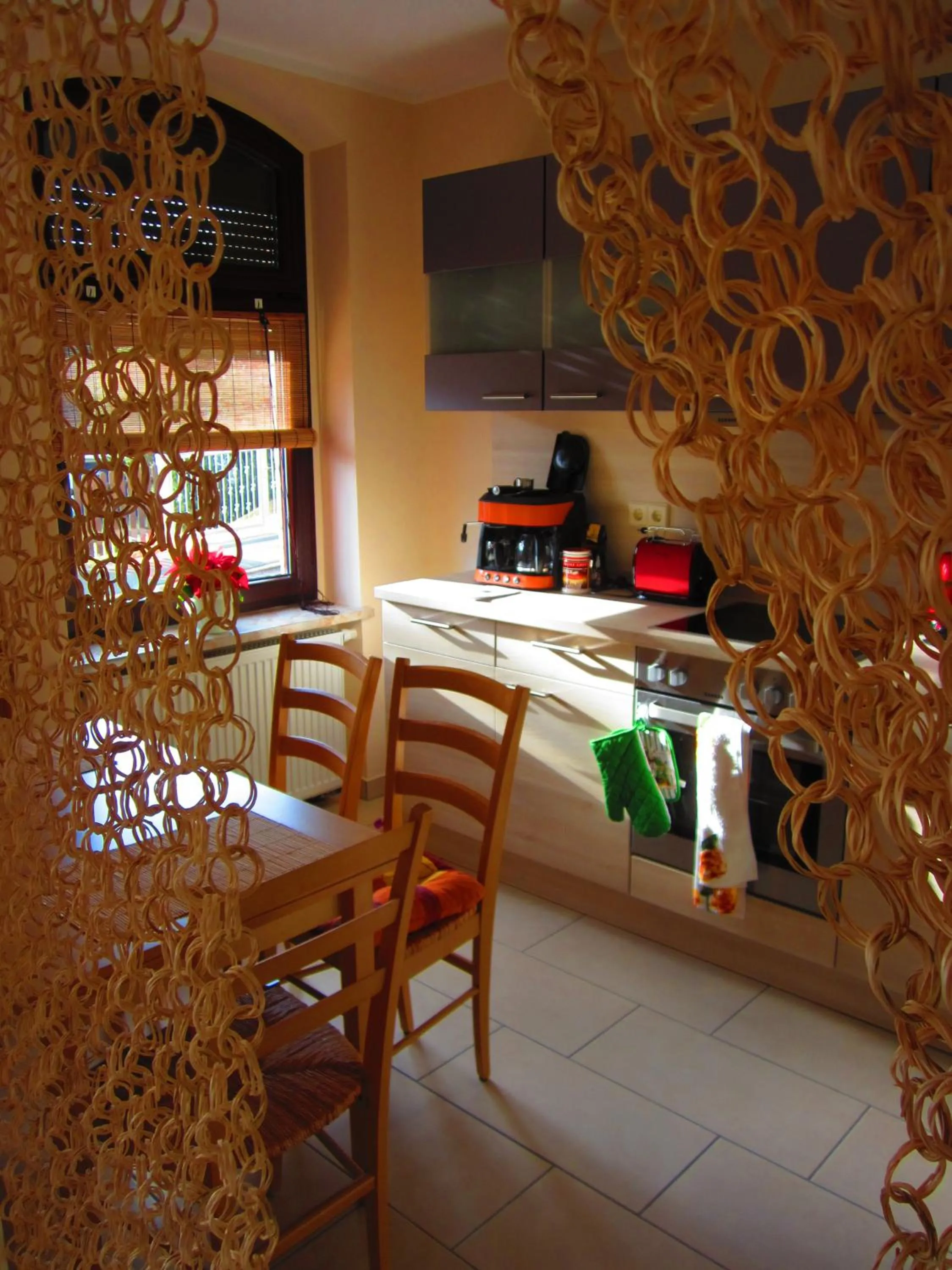 Kitchen or kitchenette in Hansis Lodge