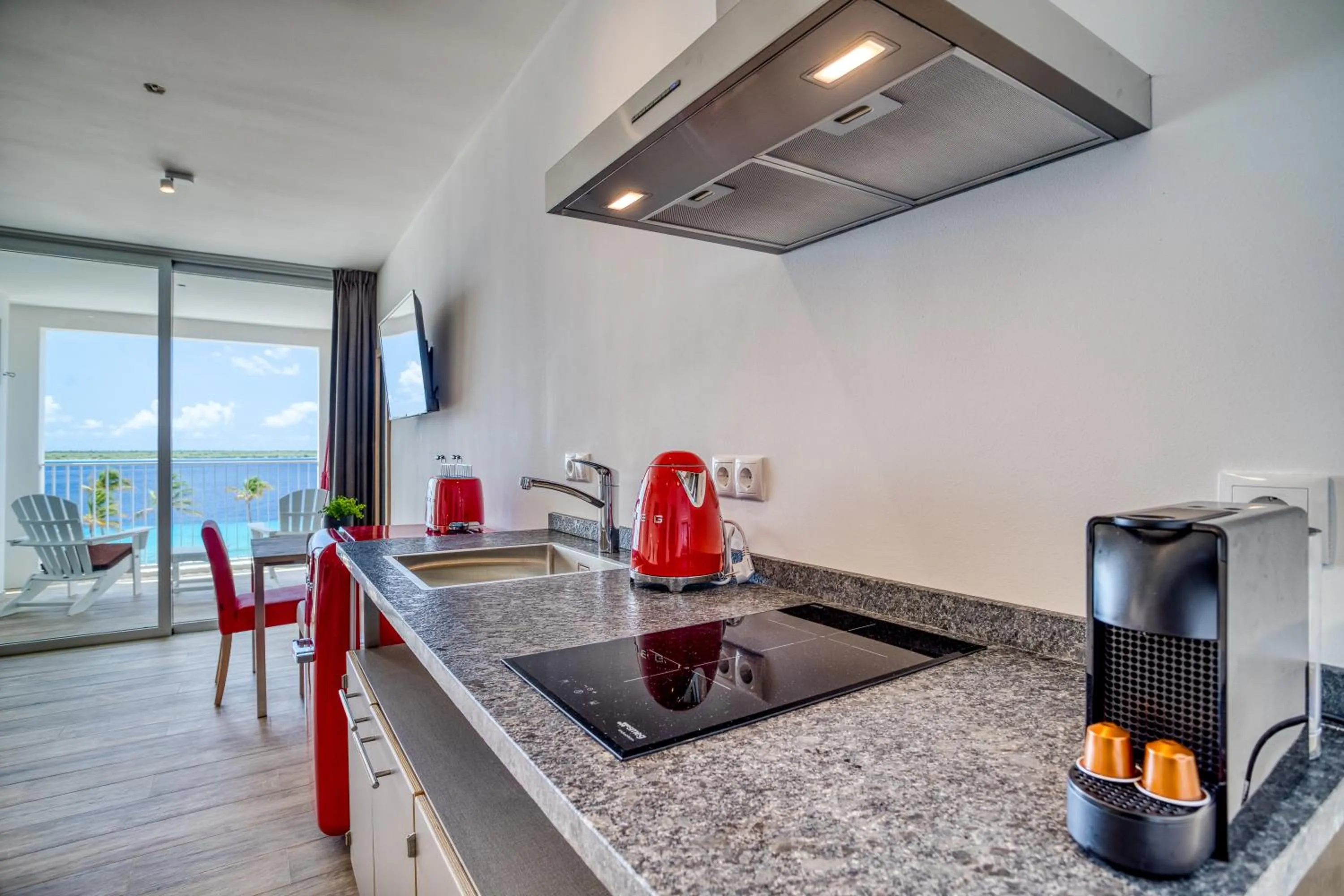 Coffee/tea facilities in Chogogo Dive & Beach Resort Bonaire