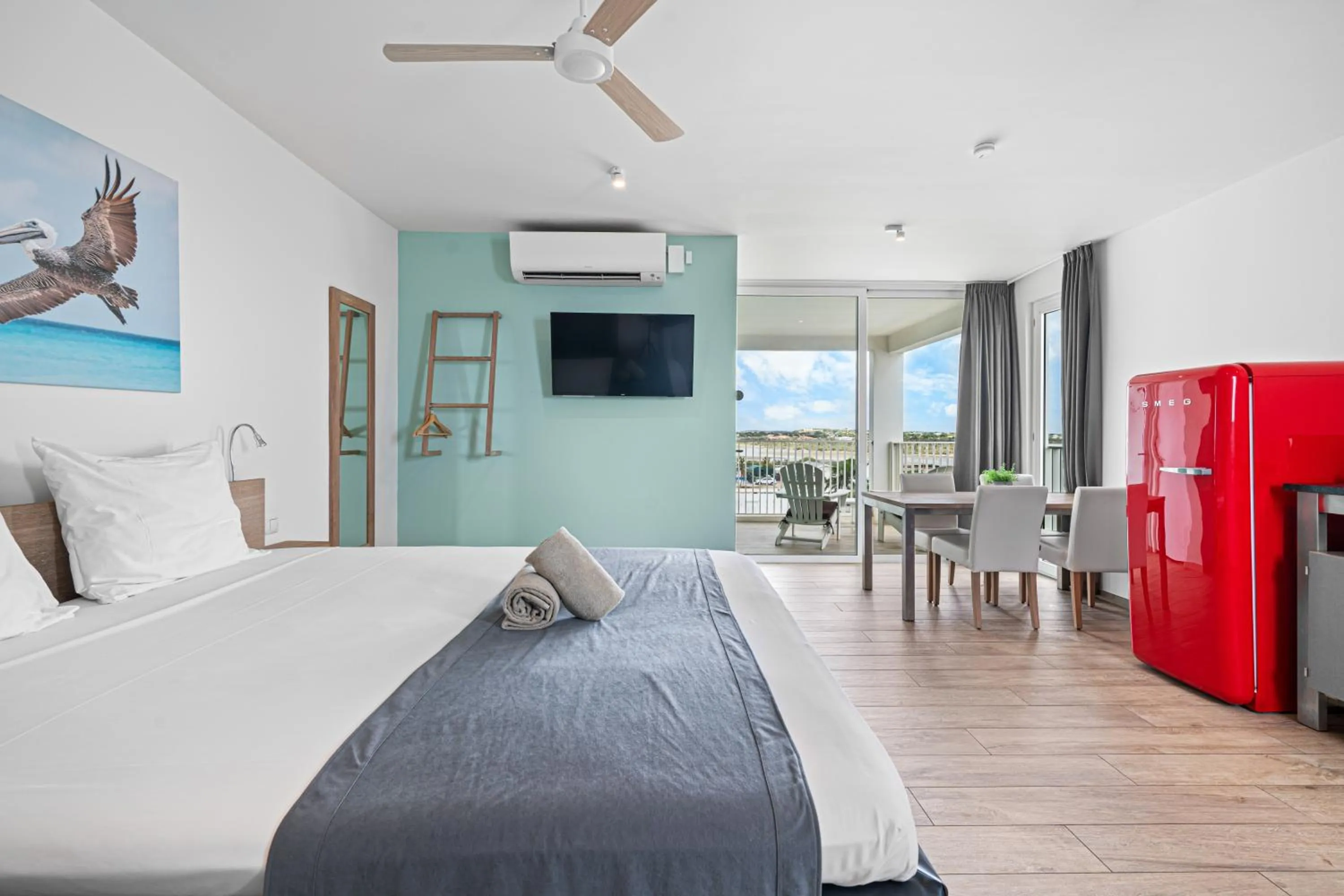 Bed in Chogogo Dive & Beach Resort Bonaire