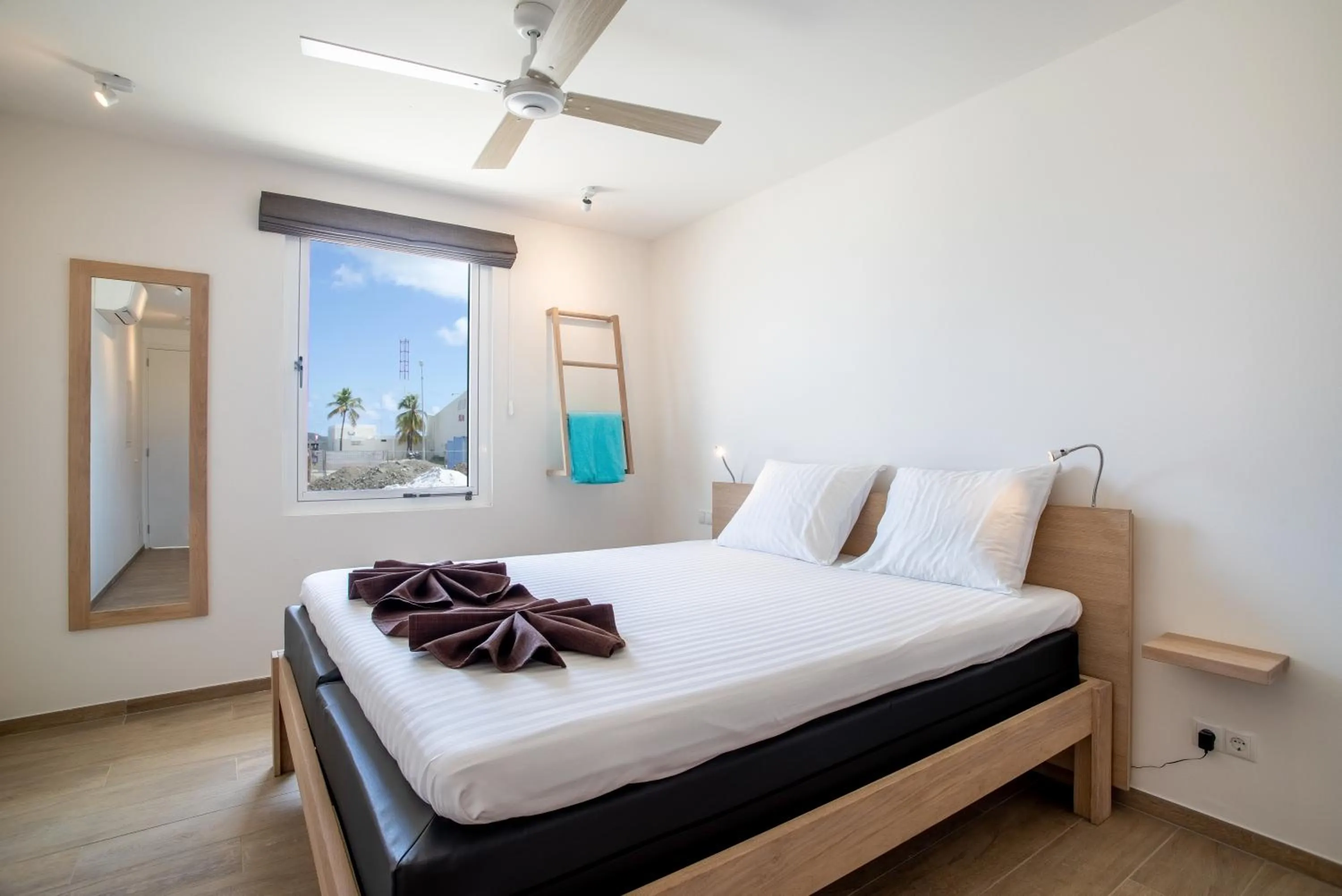 Bed in Chogogo Dive & Beach Resort Bonaire