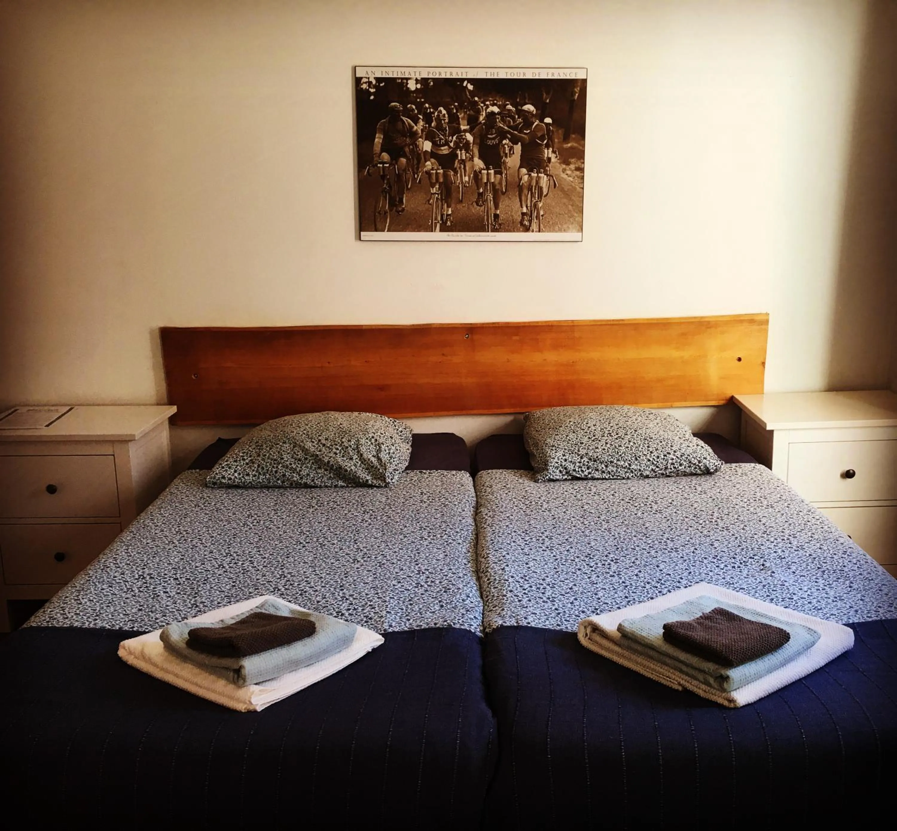 Bed in Hotel Au Bon Accueil