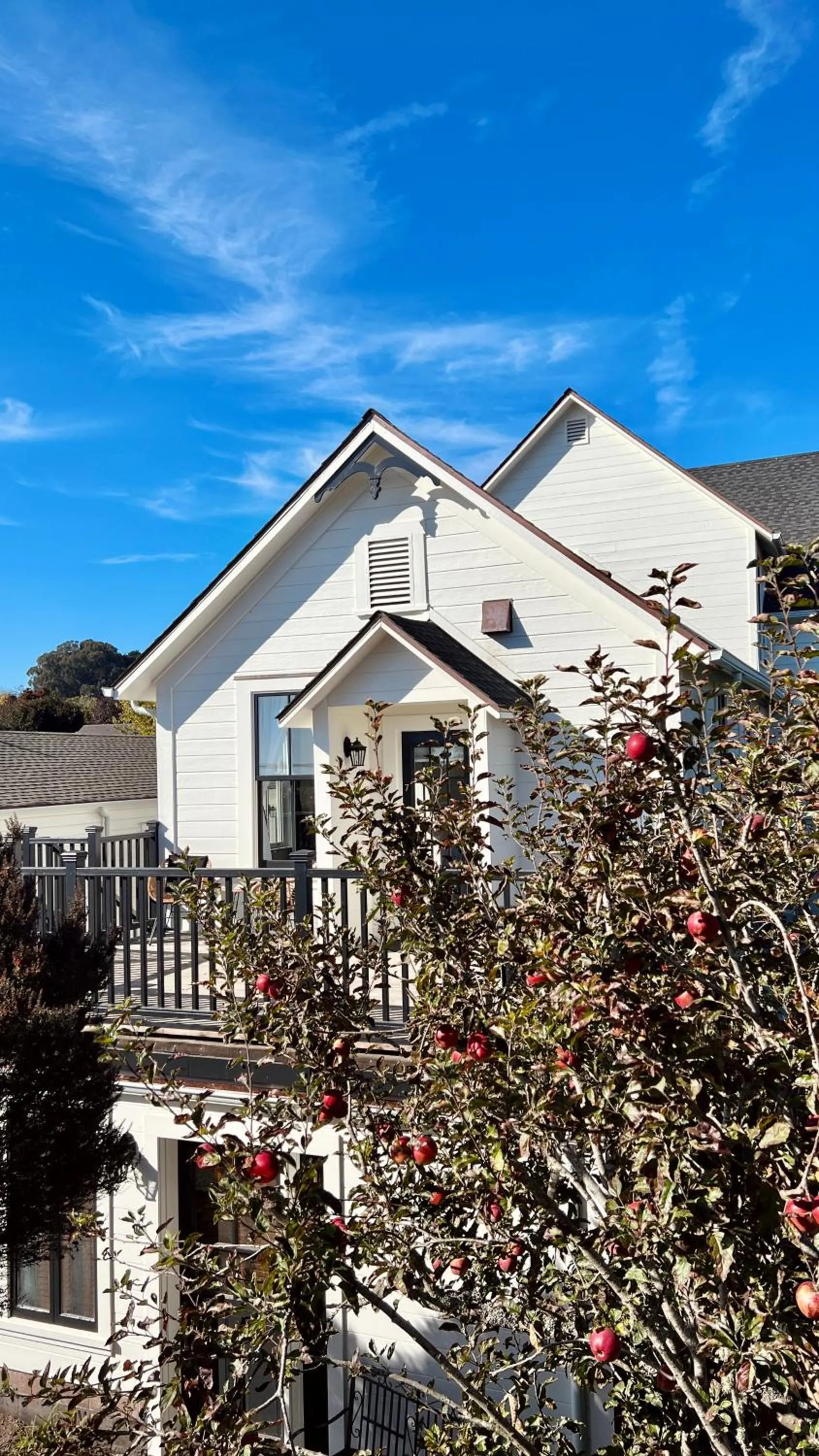 Property building in Nicholson House at Beaujolais