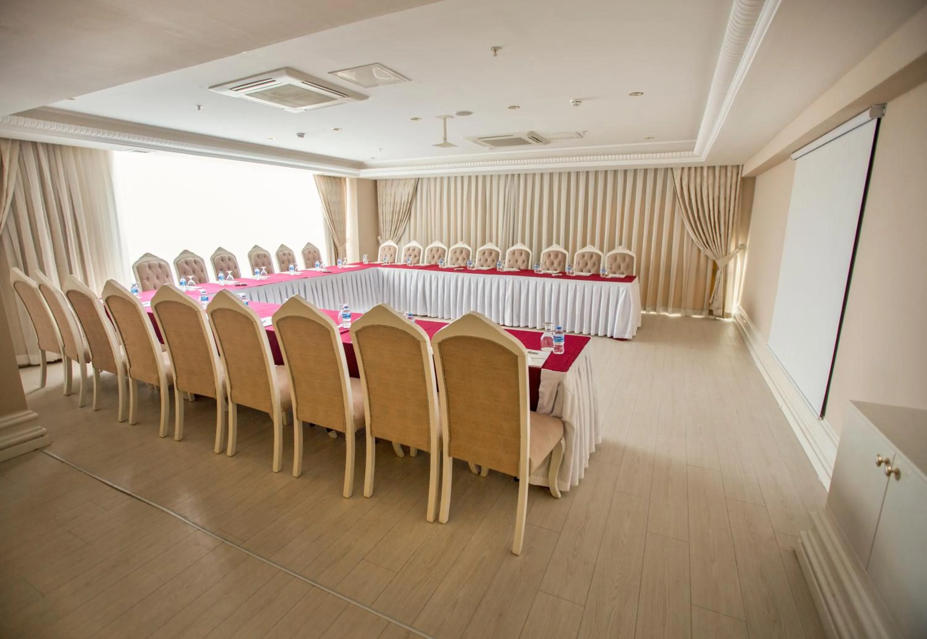 Business facilities in World Point Hotel Istanbul