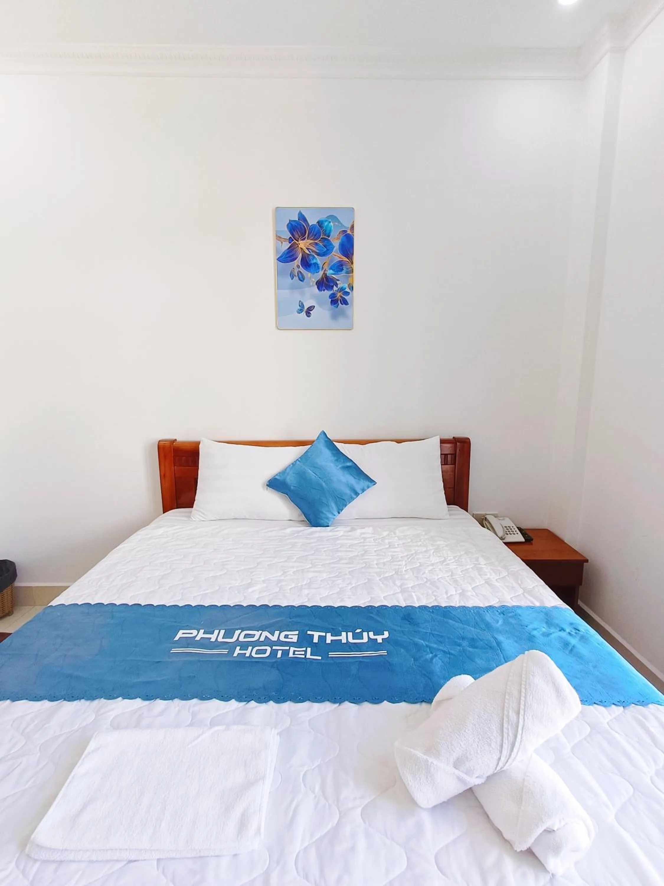 Bed in Phuong Thuy Hotel