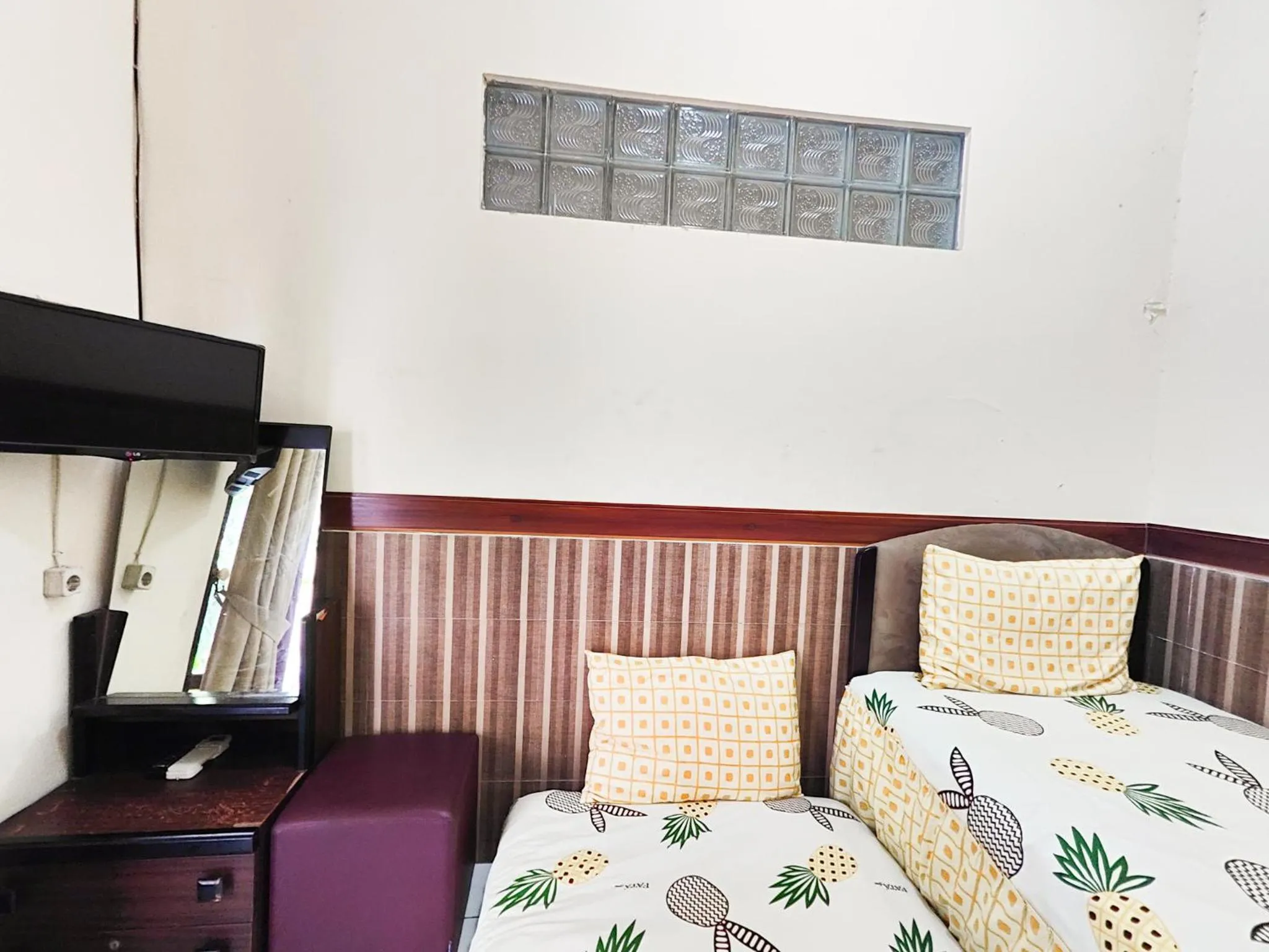 Homey Guesthouse near Sby Zoo Syariah