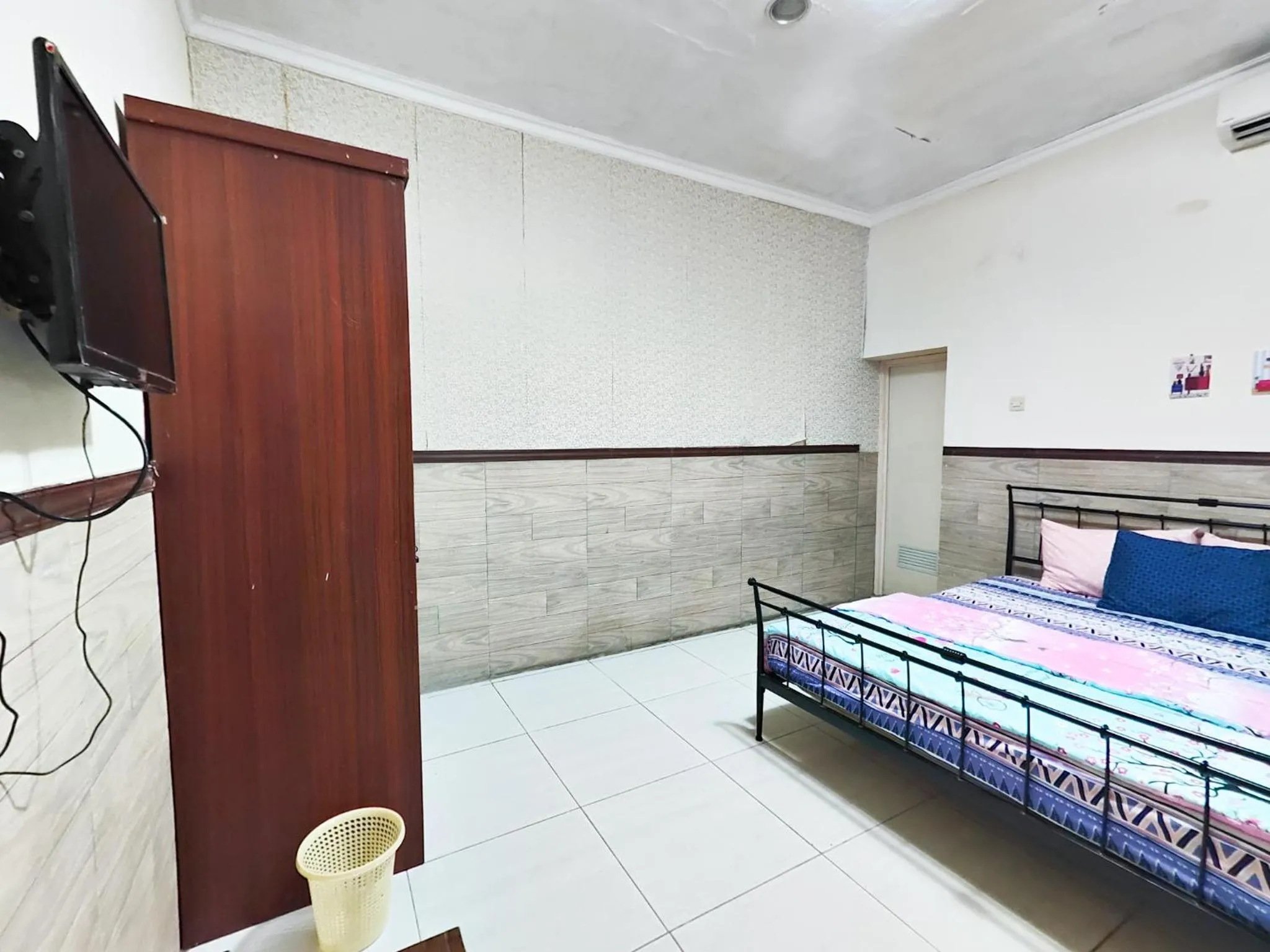 Homey Guesthouse near Sby Zoo Syariah
