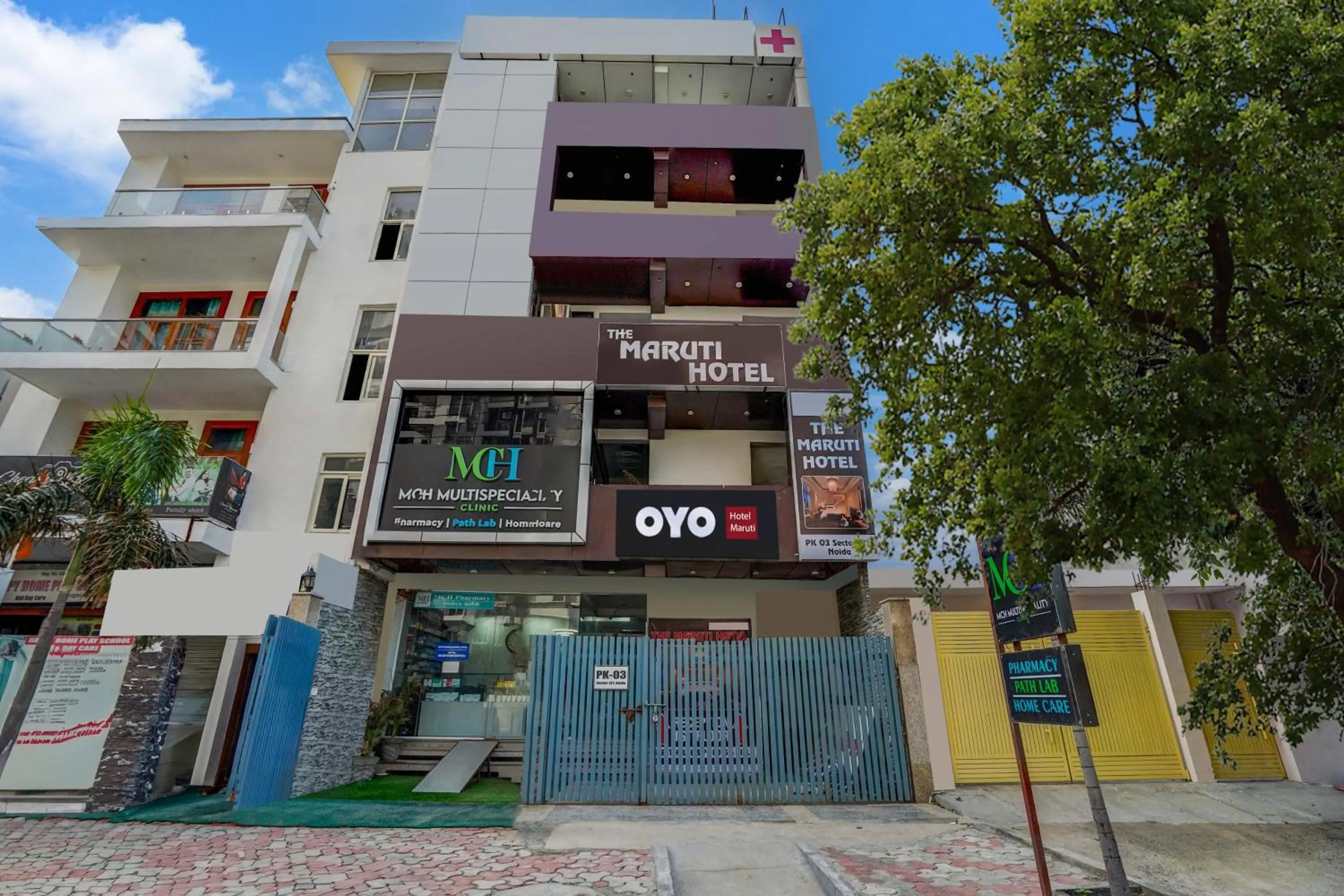 Facade/entrance in Super Hotel O The Maruti hotel