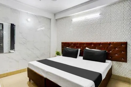 Super Hotel O The Maruti hotel