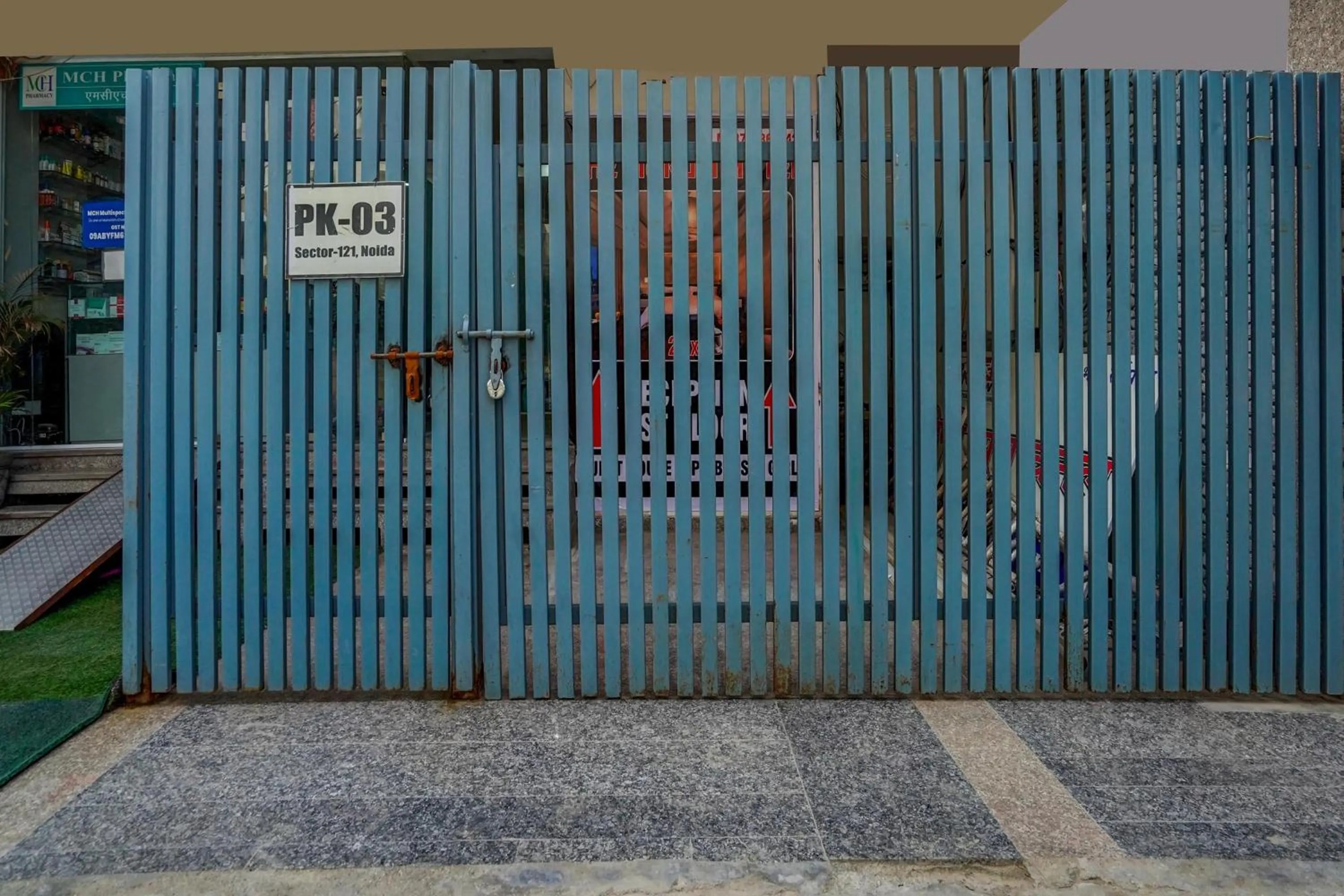 Facade/entrance in Super Hotel O The Maruti hotel