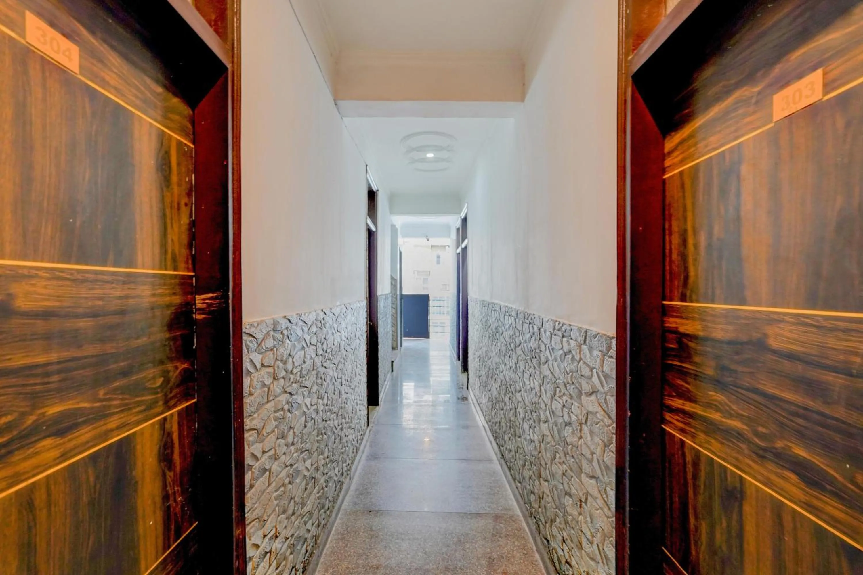 Lobby or reception in Super Hotel O The Maruti hotel