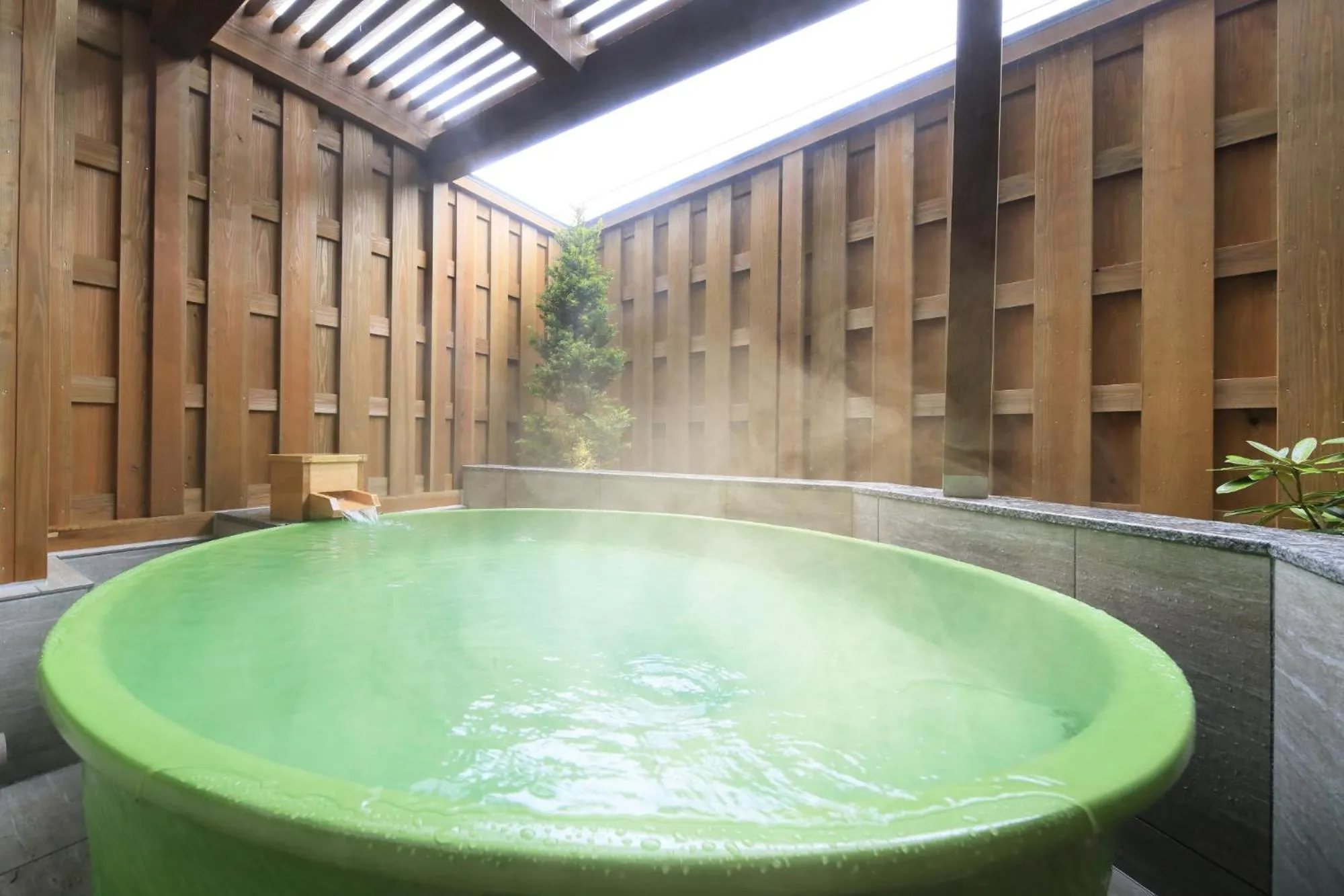 KusatsuOnsen AeruyadoTakamatsu