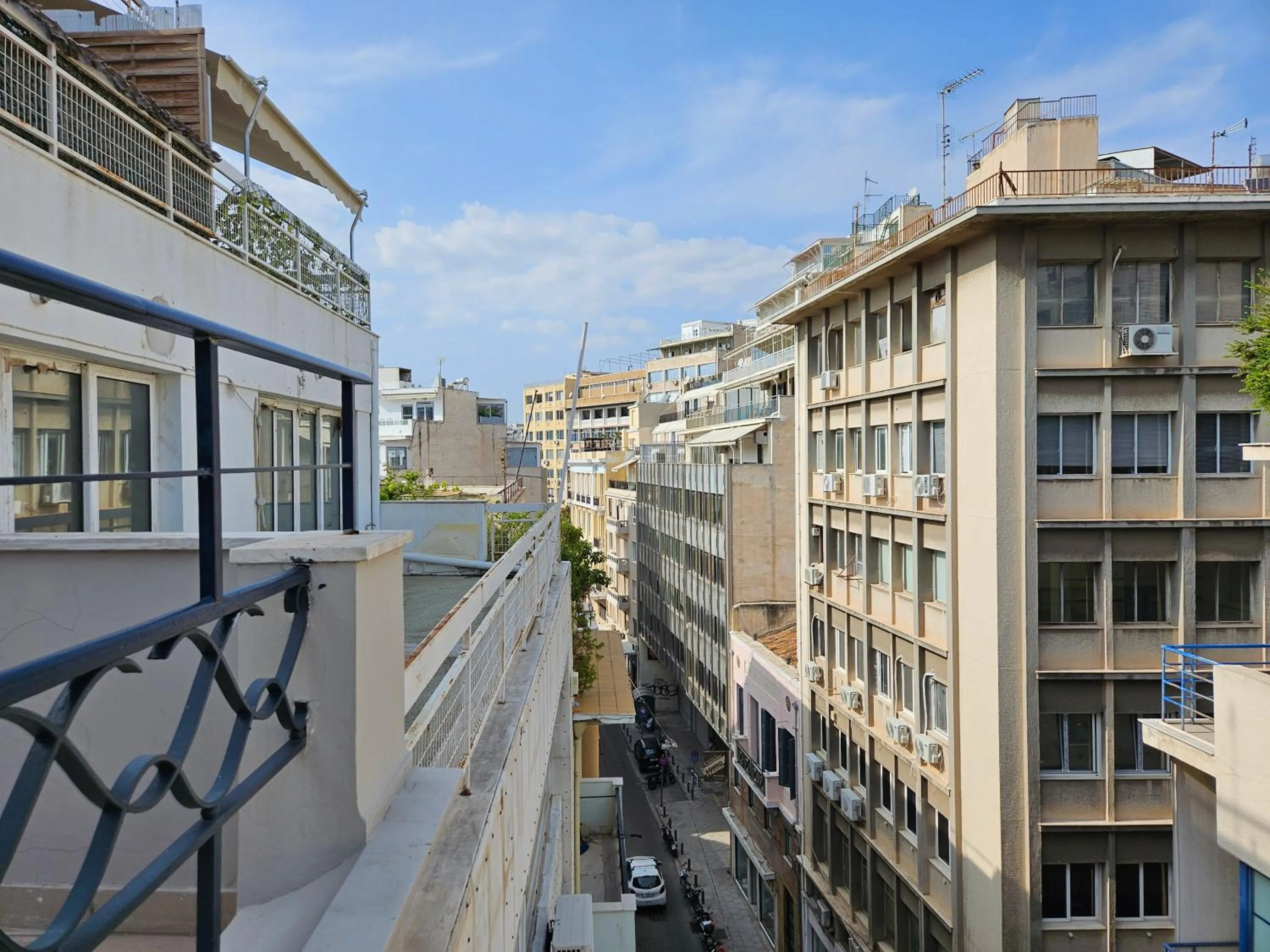 Neighbourhood in The Vault Athens