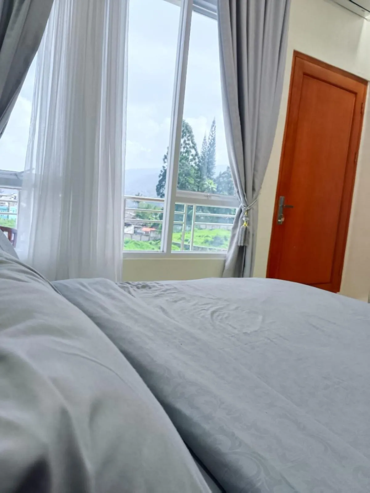 Bed in Algara Puncak Hotel