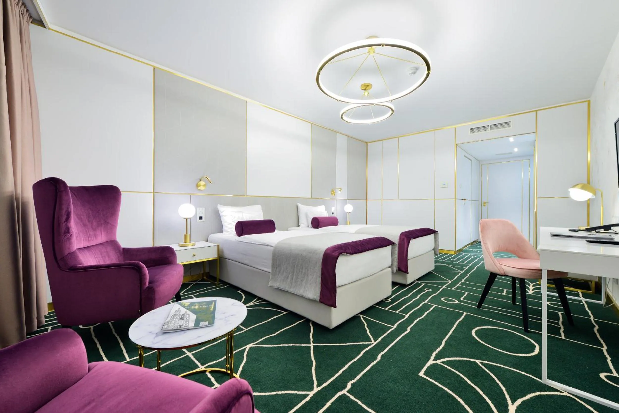 Bed in Hotel Ferreus Modern Art Deco