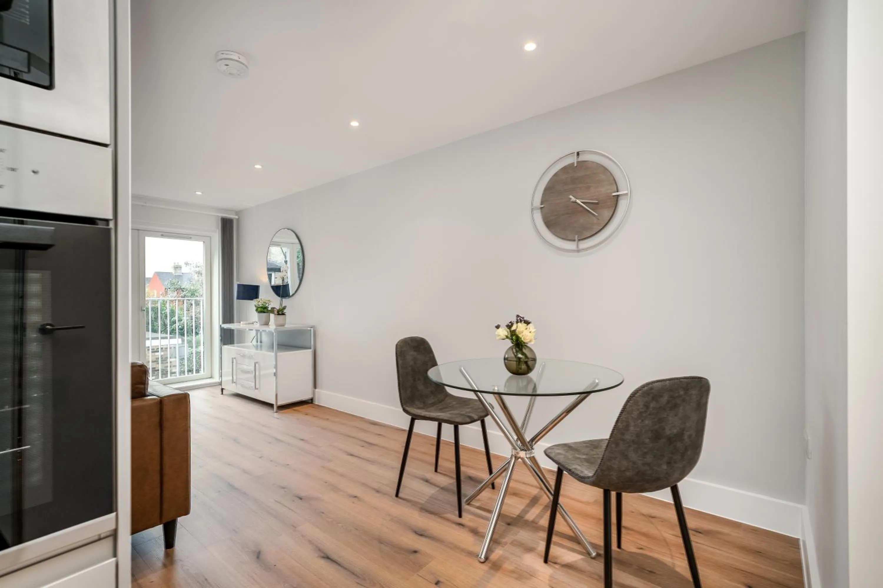 Citystay Living - Dutch's Corner