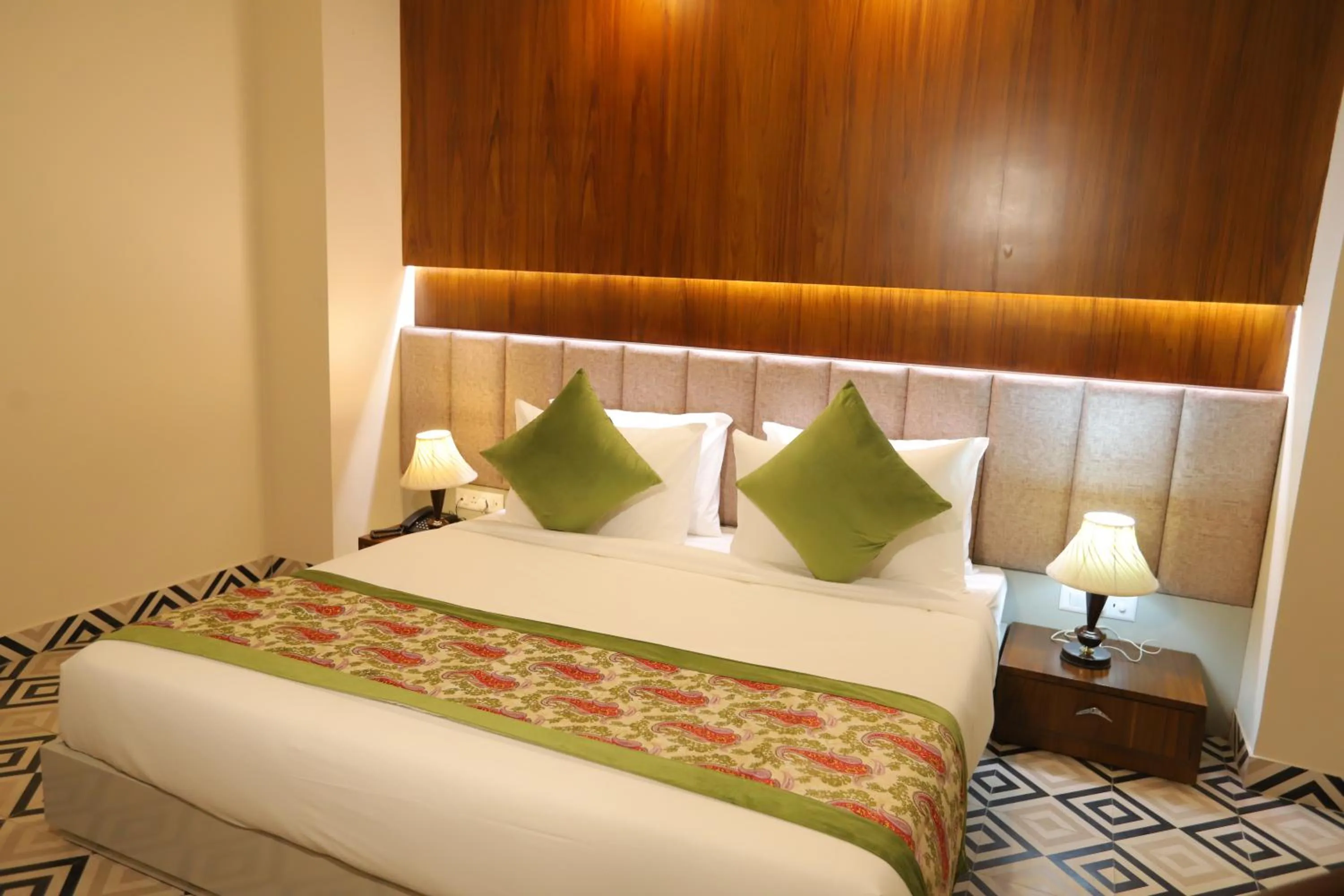 Bed in IP Royal Hotel - New Delhi