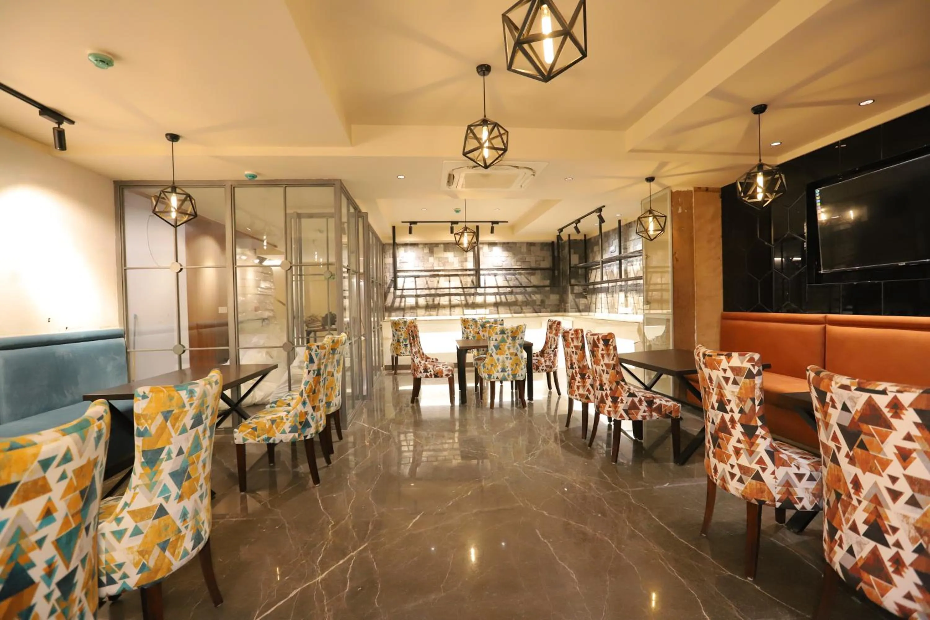 Restaurant/places to eat in IP Royal Hotel - New Delhi
