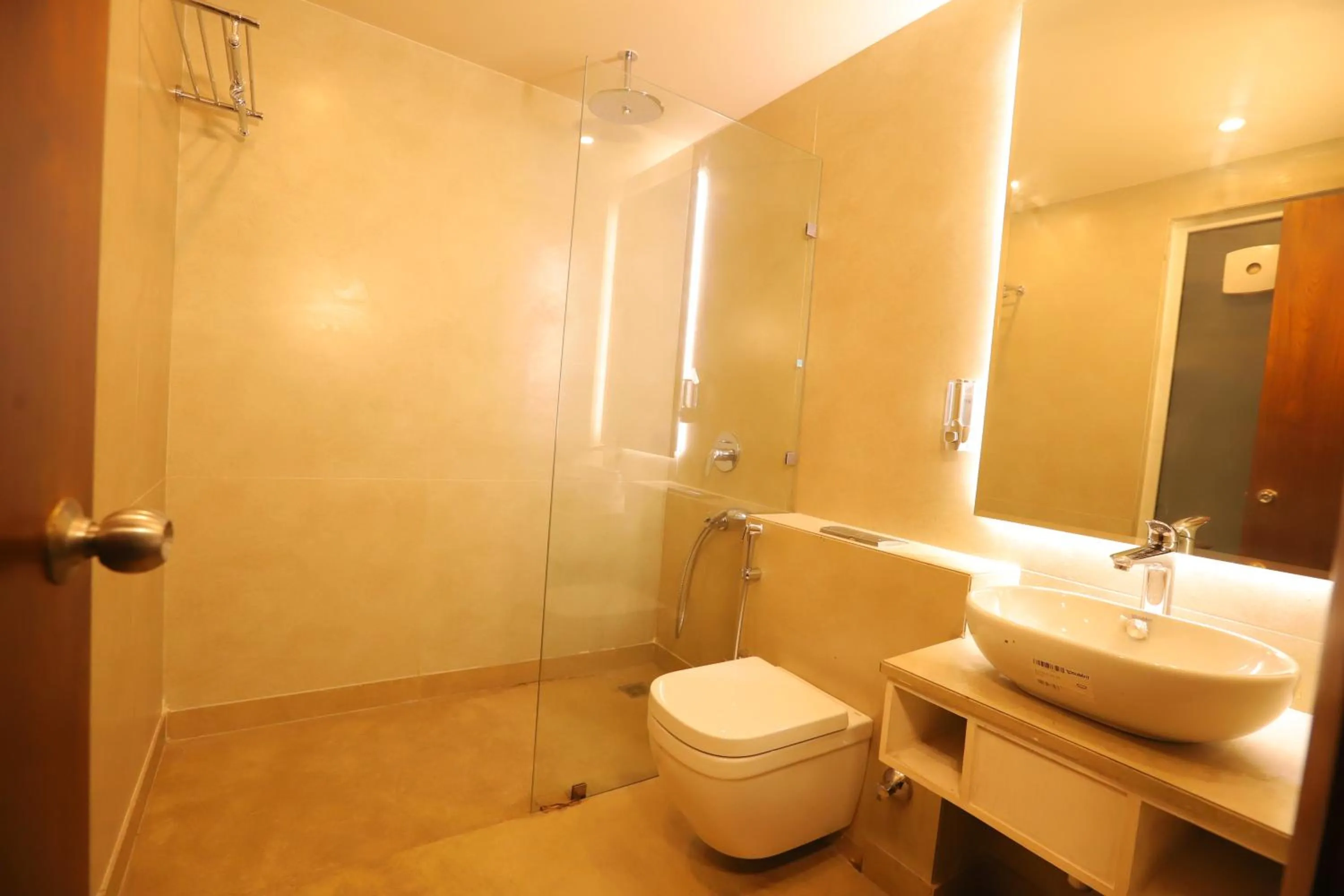 Bathroom in IP Royal Hotel - New Delhi