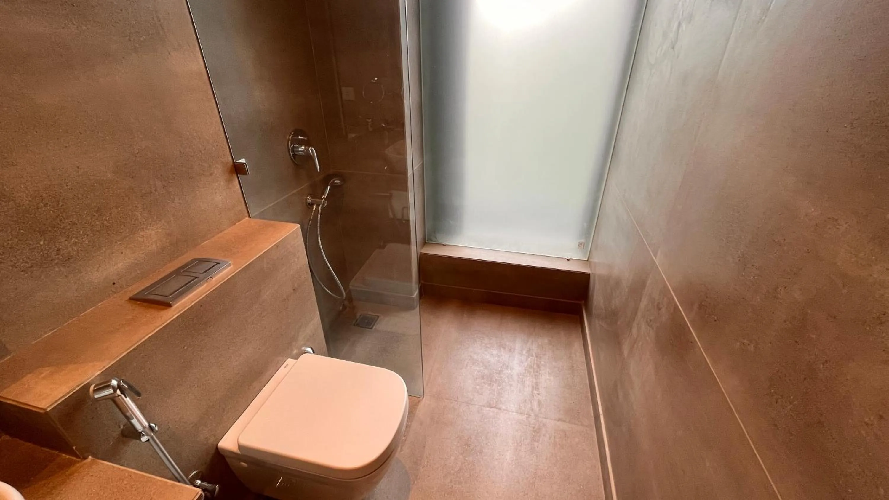 Massage in IP Royal Hotel - New Delhi