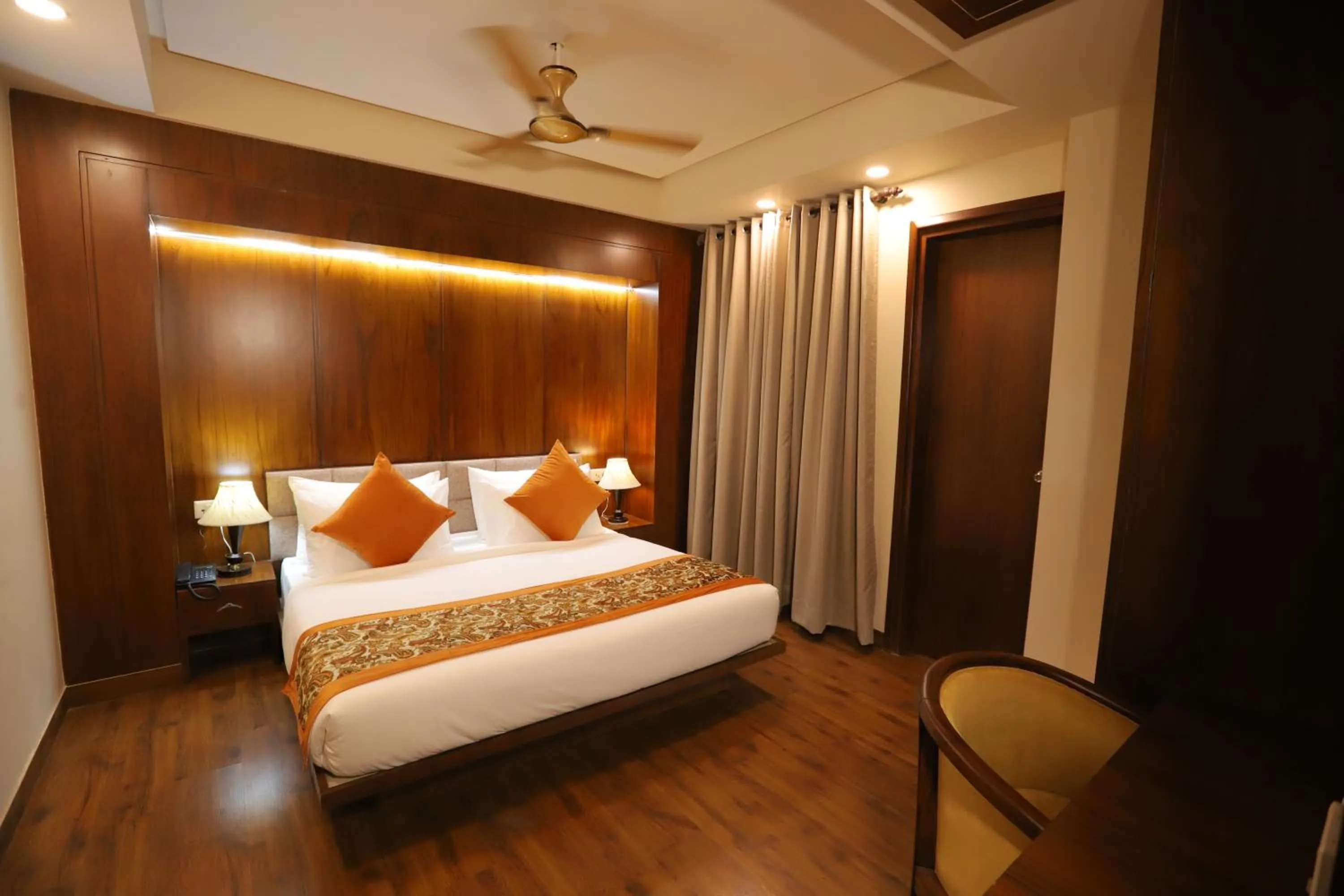 Bed in IP Royal Hotel - New Delhi