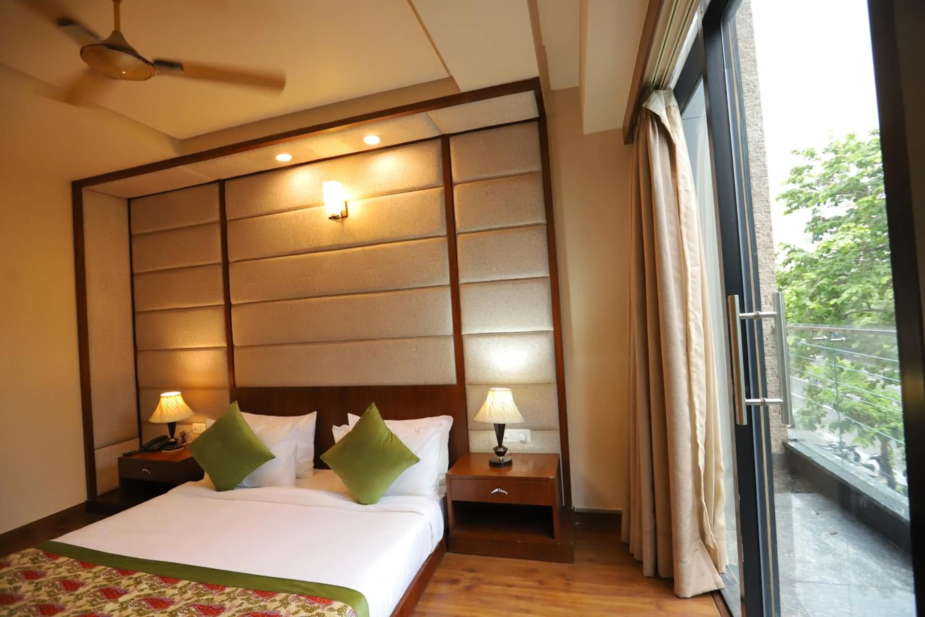 Bed in IP Royal Hotel - New Delhi