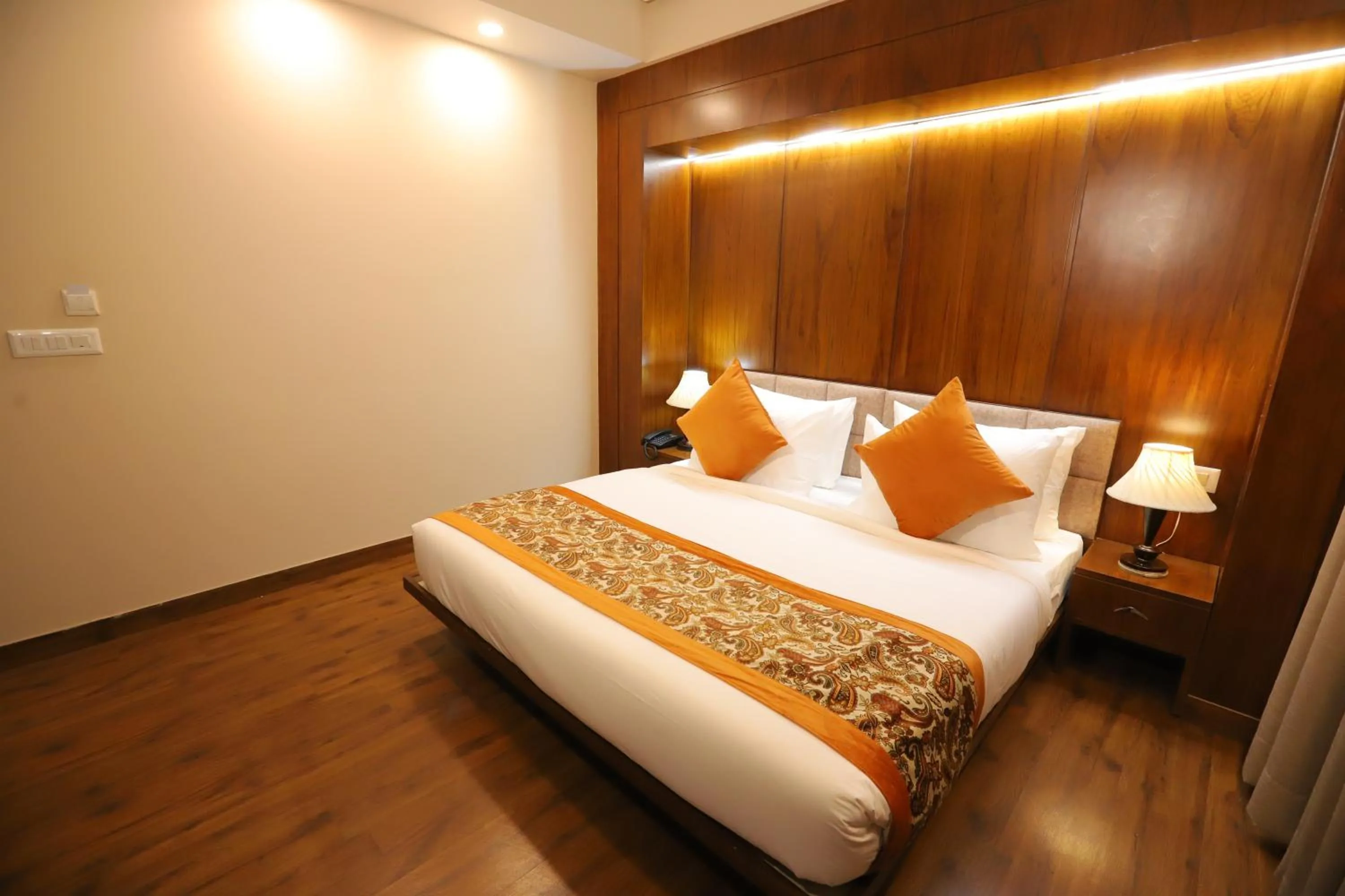 Bed in IP Royal Hotel - New Delhi