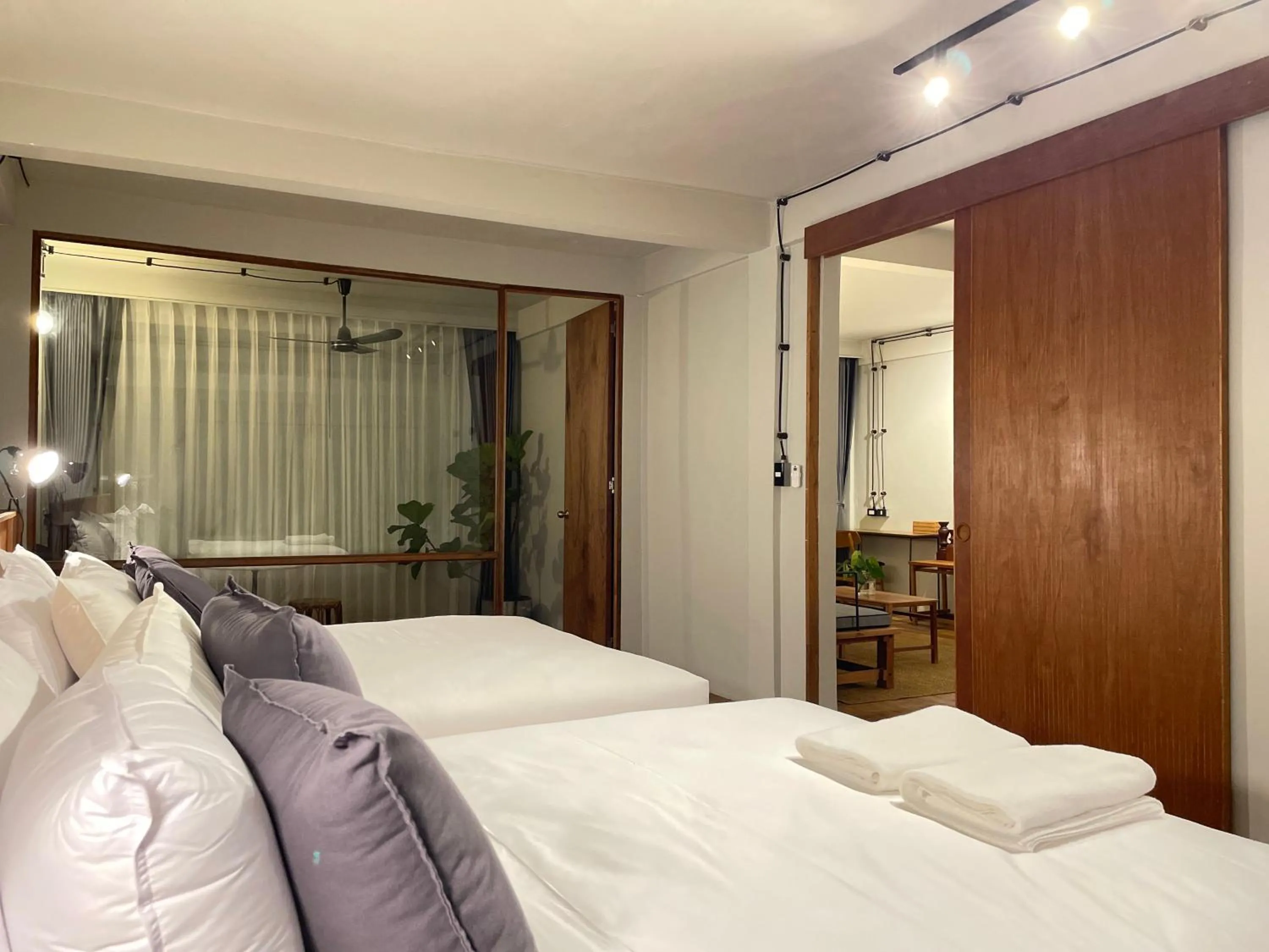 Bed in GalileOasis Boutique Hotel