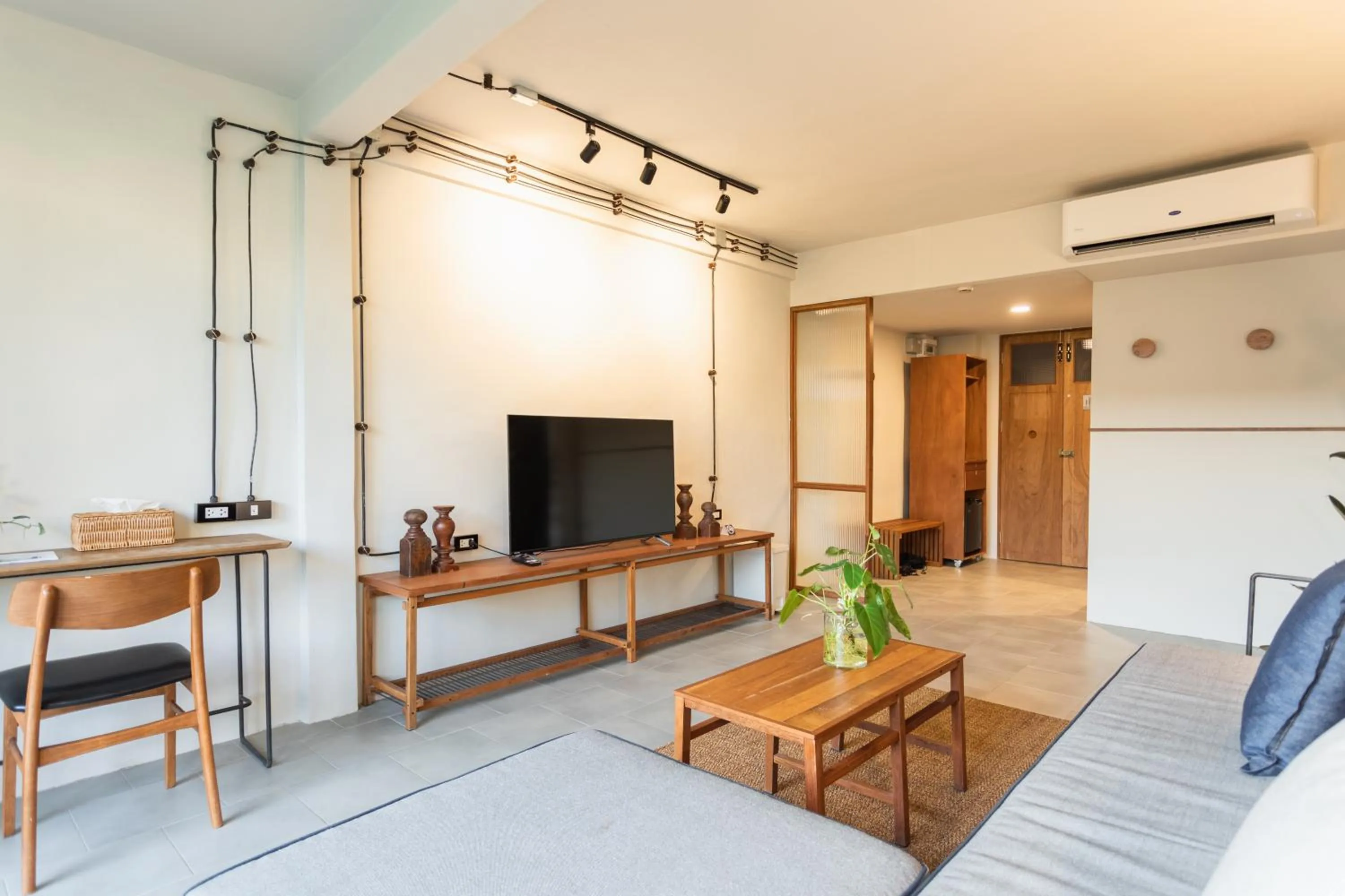 TV and multimedia in GalileOasis Boutique Hotel