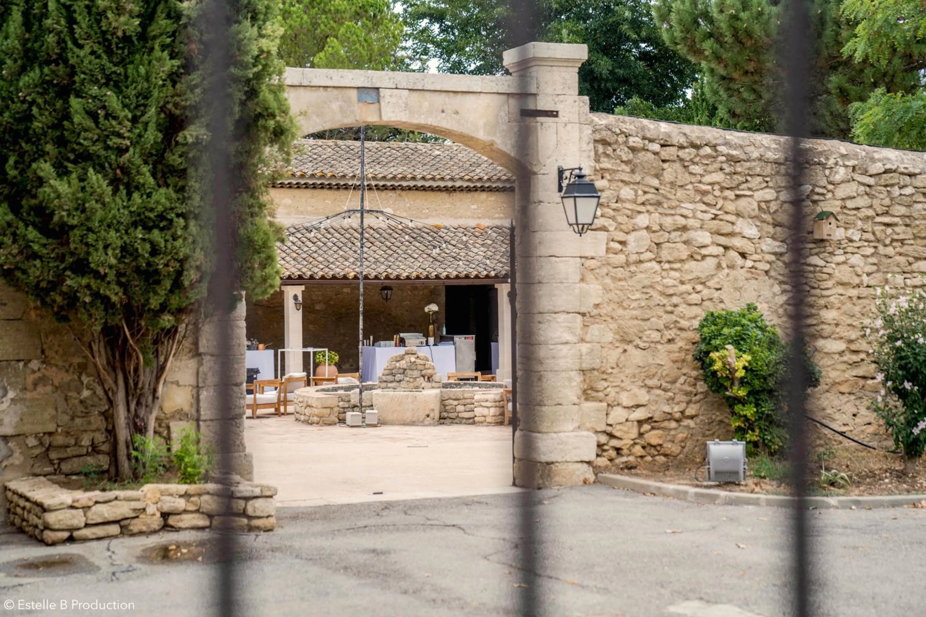 Property building in Domaine de la Reynaude