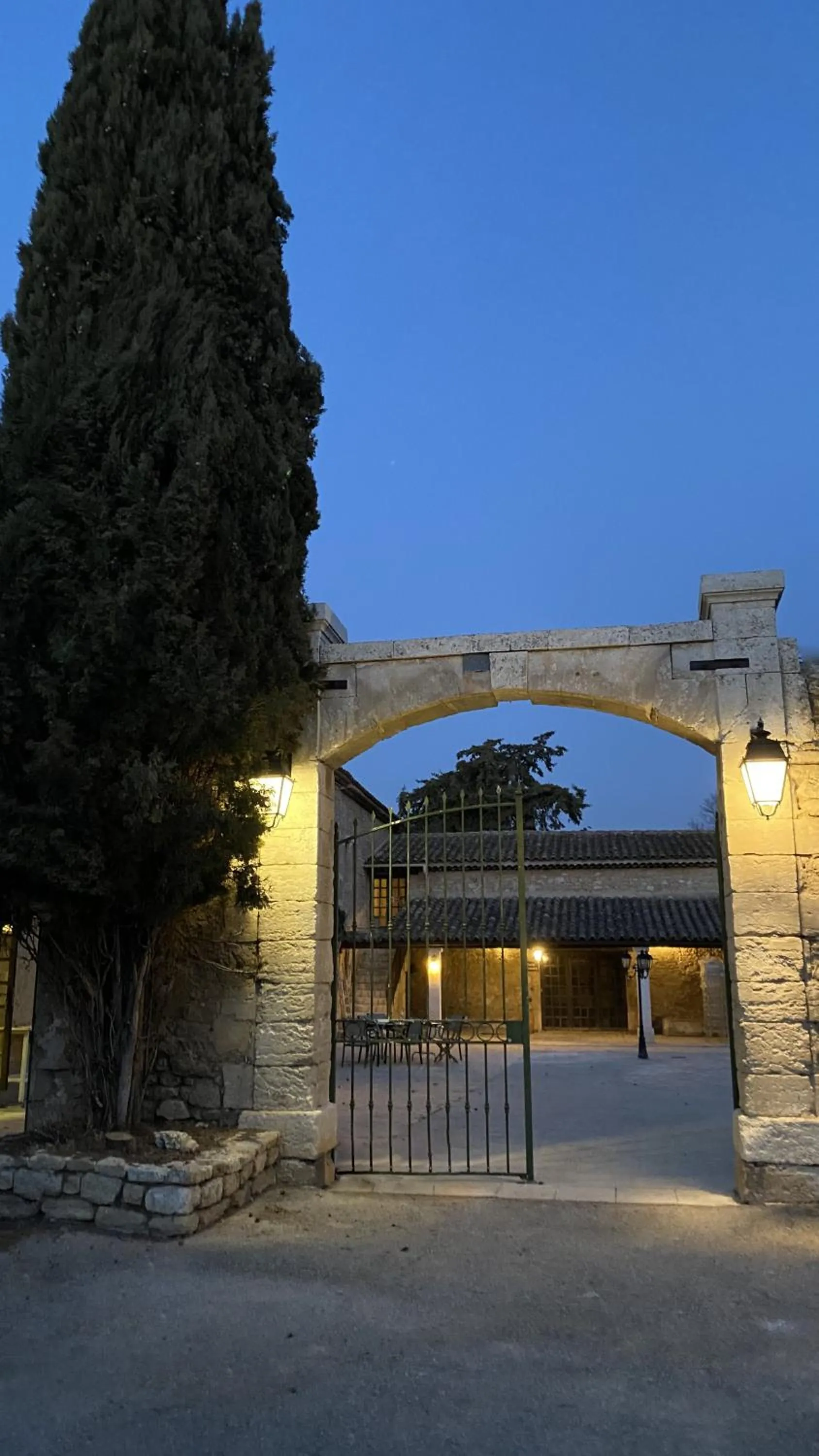 Property building in Domaine de la Reynaude