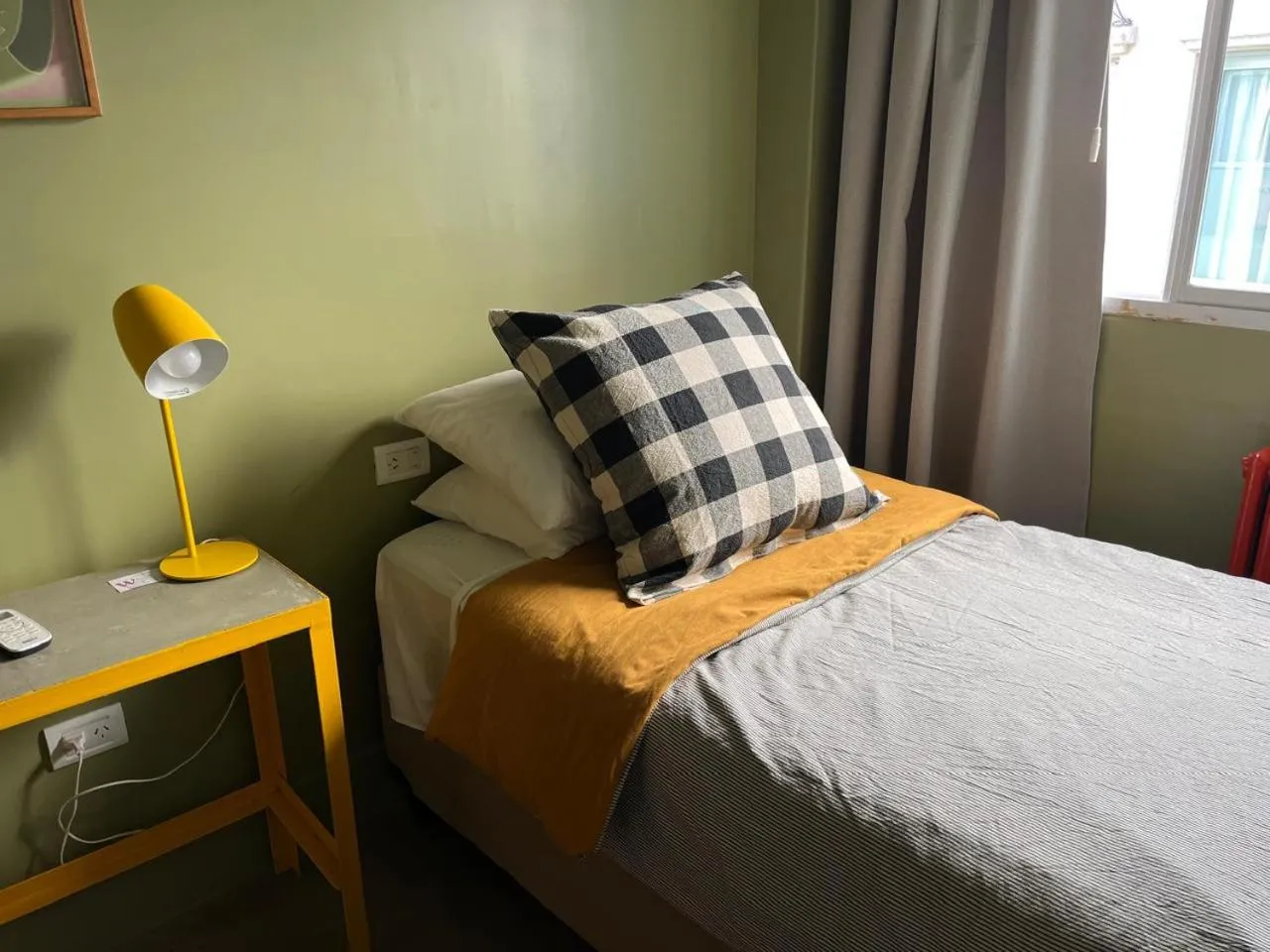 Bedroom, Bed in Hotel Windsor Mendoza