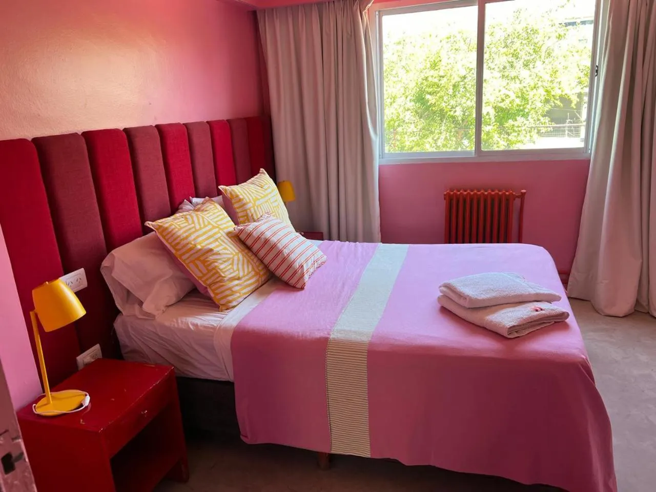 Bedroom, Bed in Hotel Windsor Mendoza