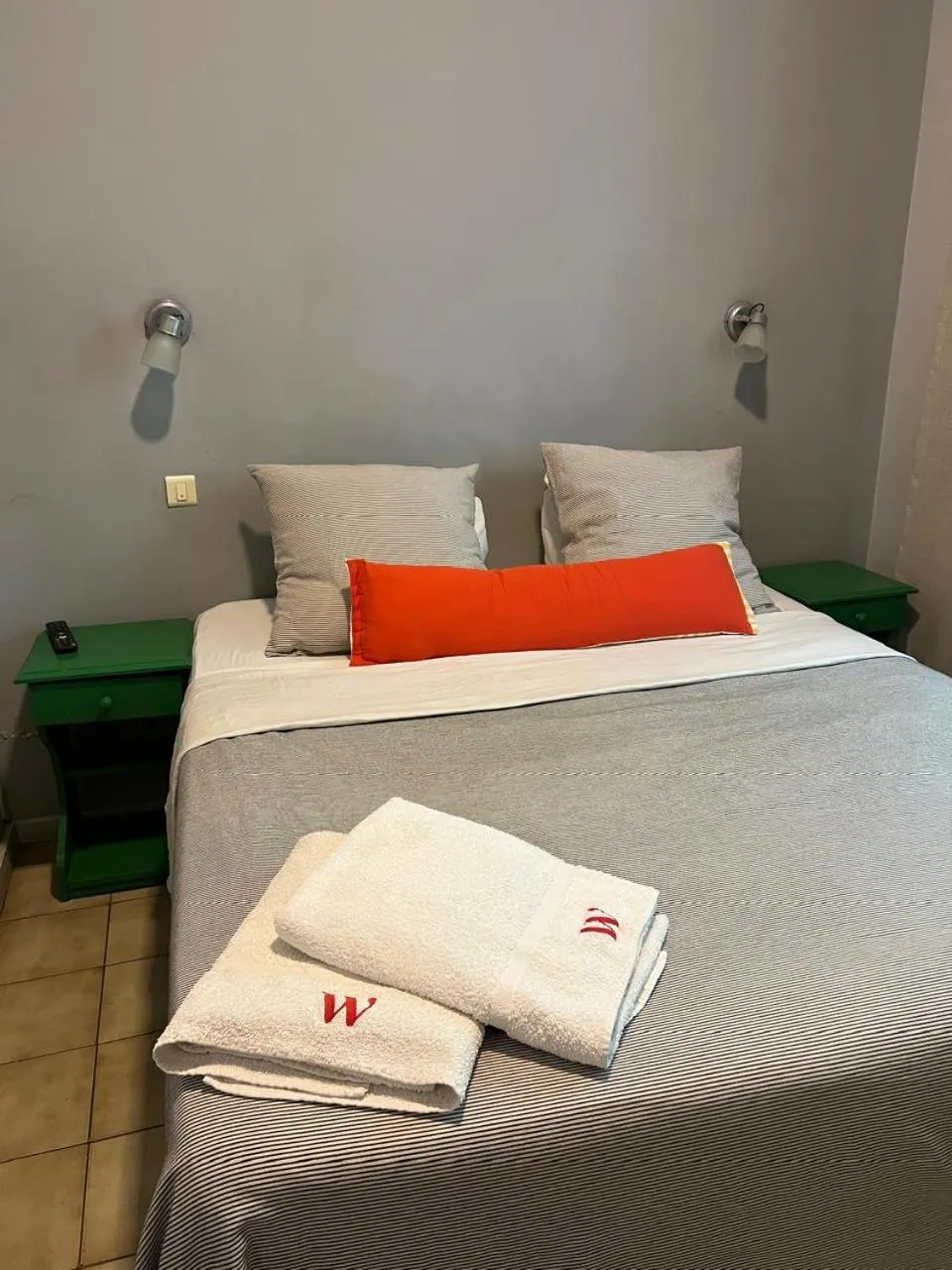 Bedroom, Bed in Hotel Windsor Mendoza