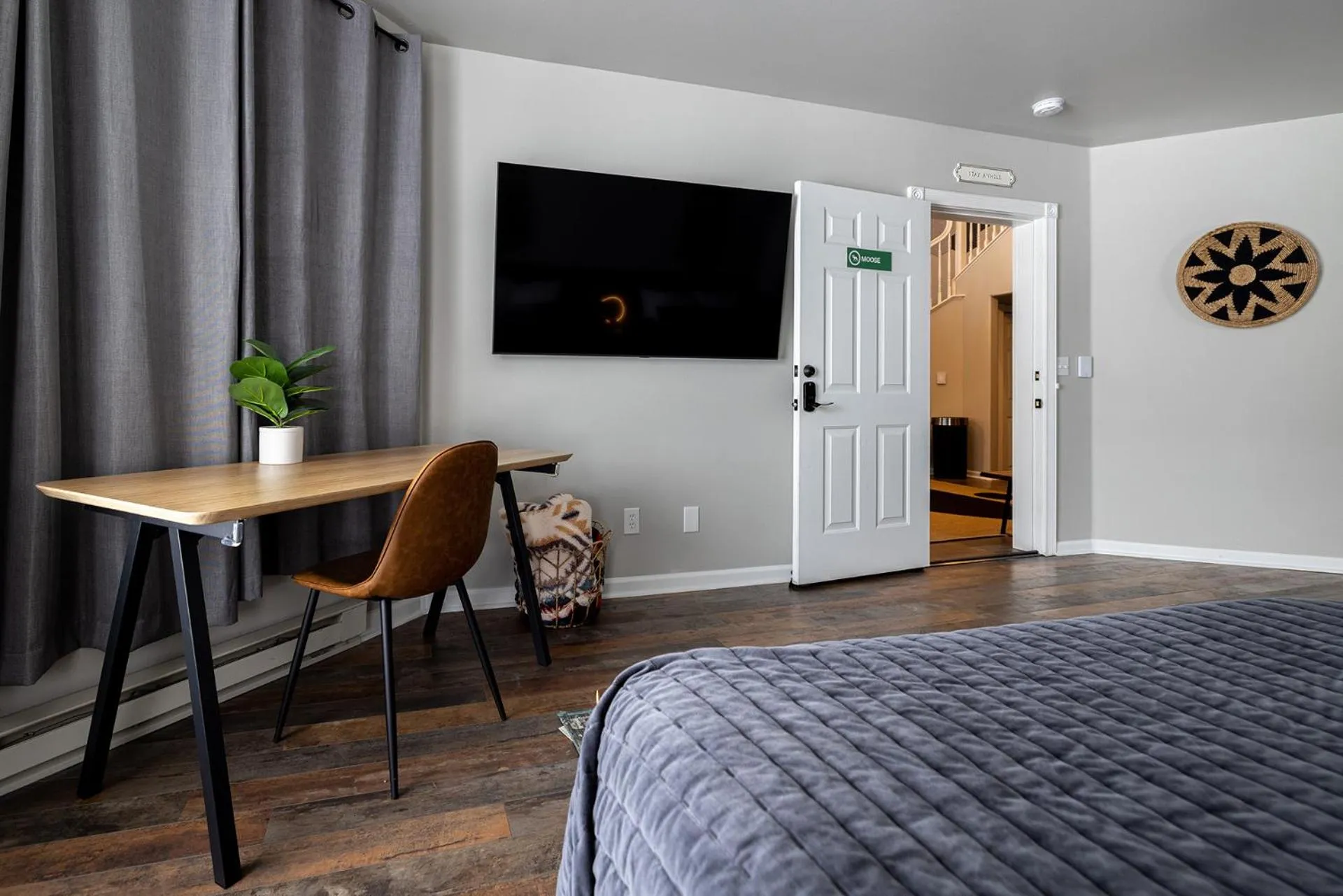 Bed in Winter Park Chateau