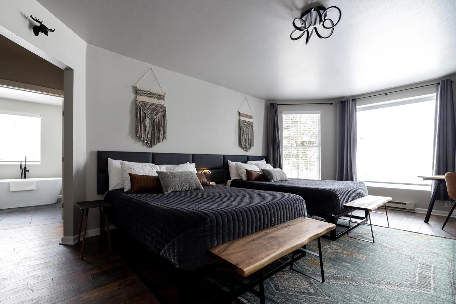 Bed in Winter Park Chateau