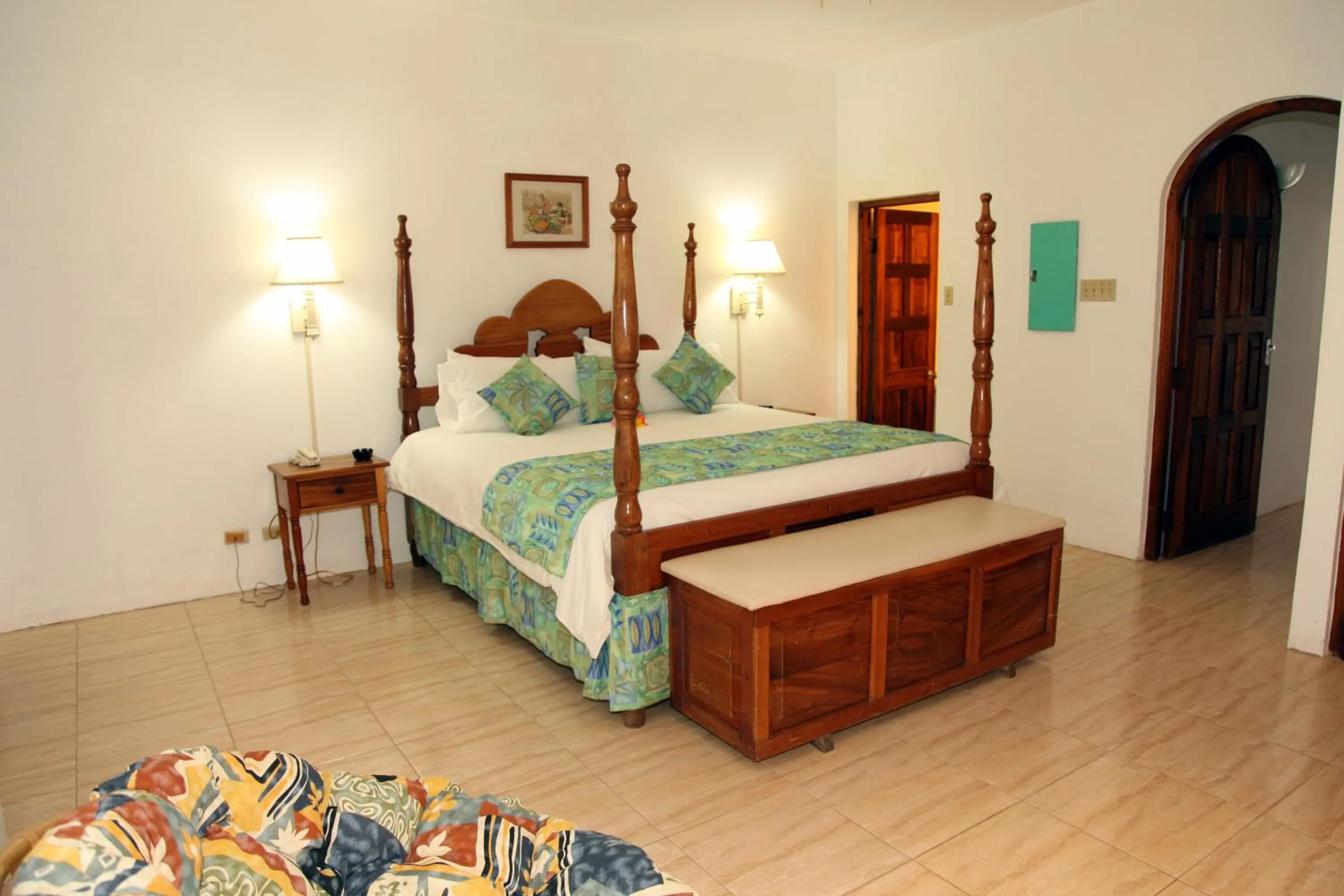 Bed in Negril Treehouse Resort