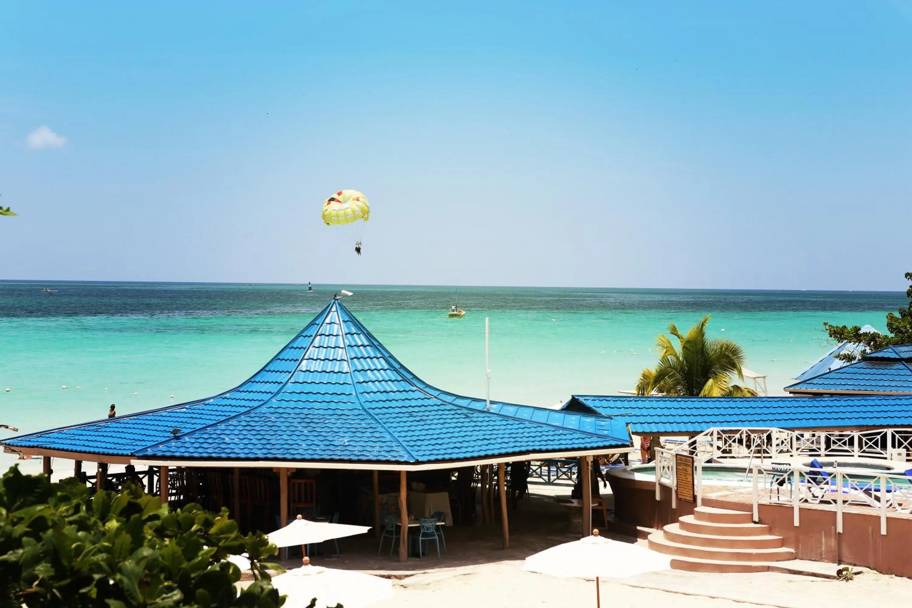 Restaurant/places to eat in Negril Treehouse Resort
