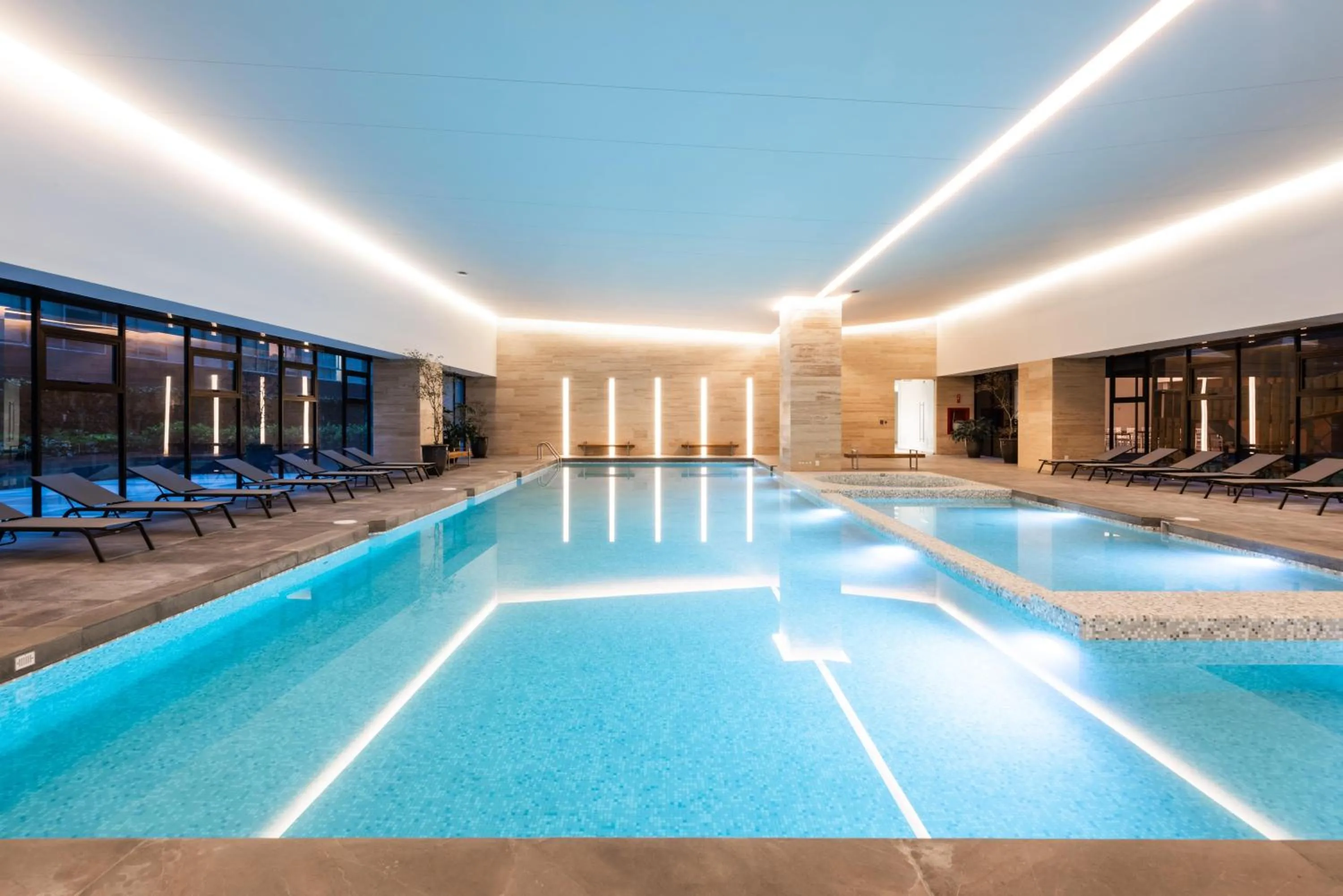 Swimming pool in Nido at Neuchatel Polanco