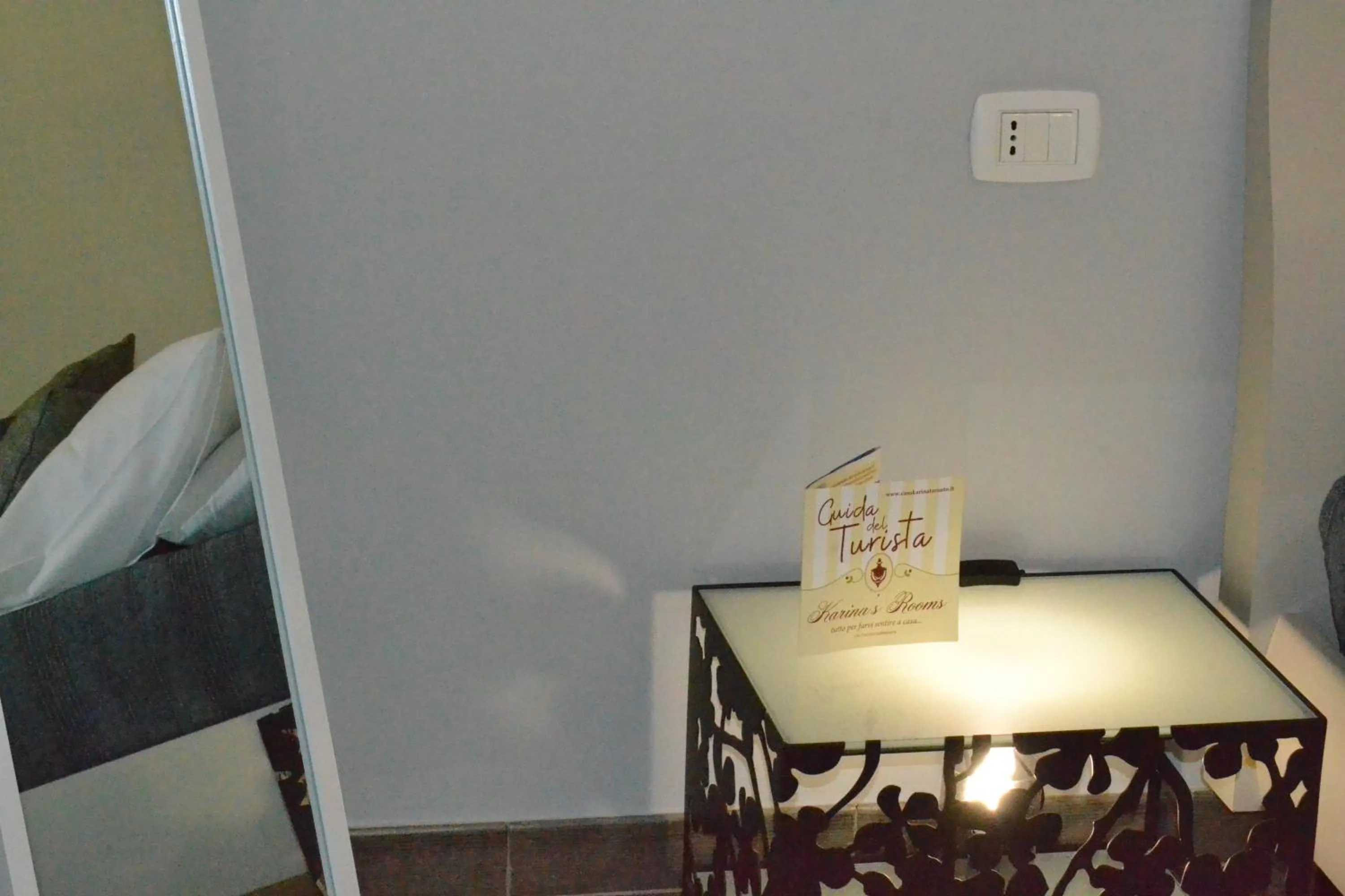 Bedroom, Dining Area in Karina's Rooms