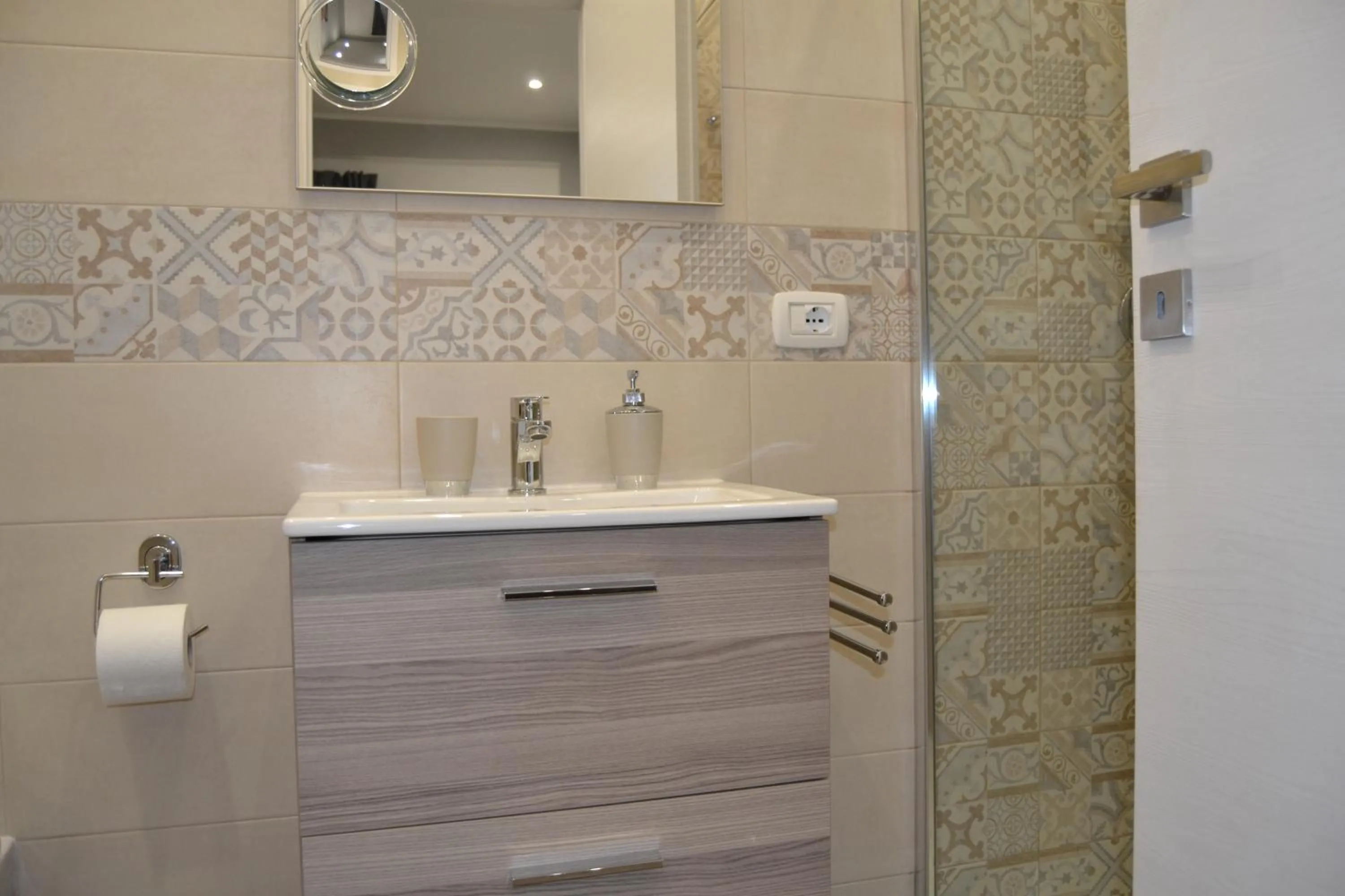 Bathroom in Karina's Rooms