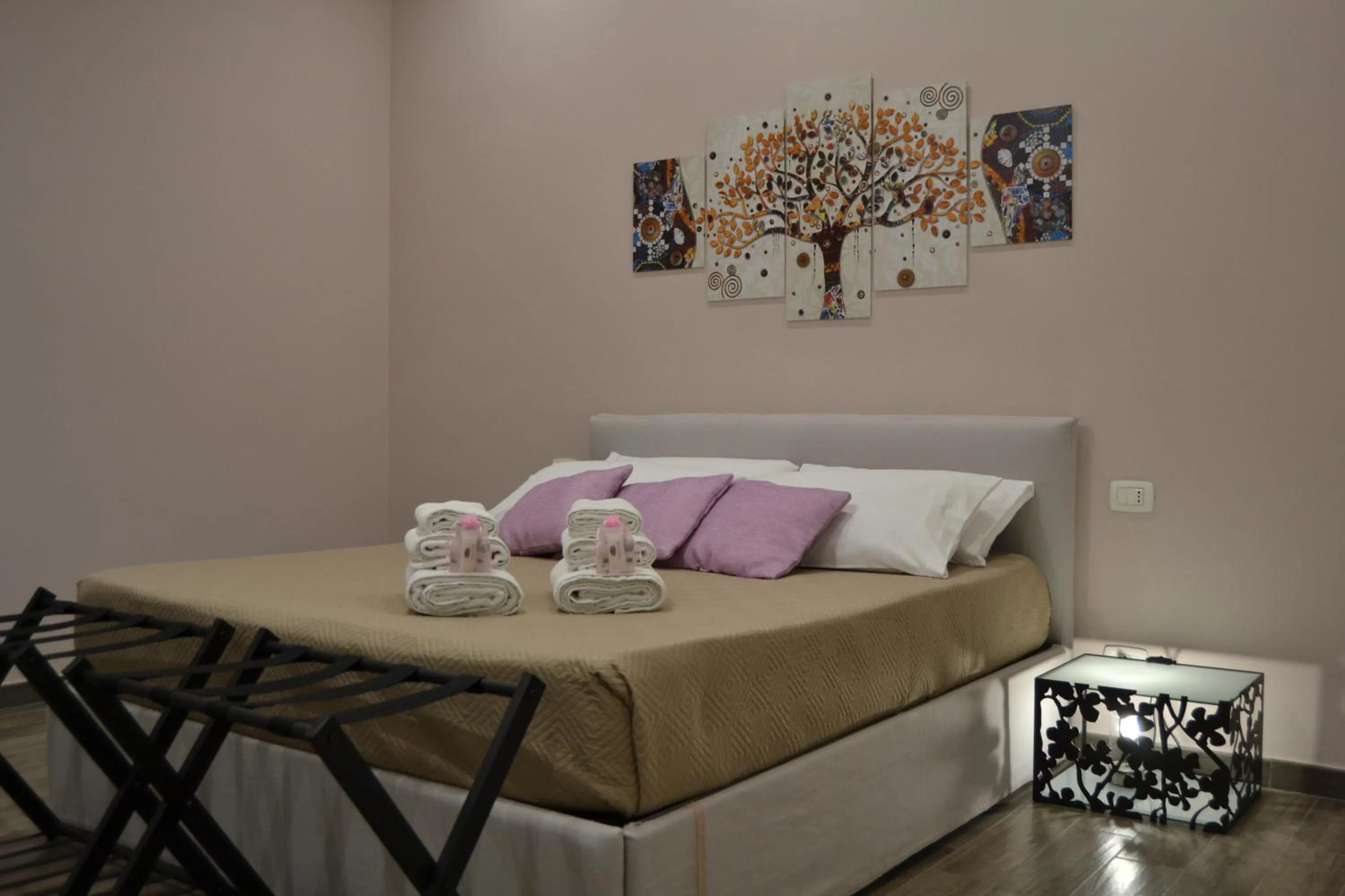 Bed in Karina's Rooms