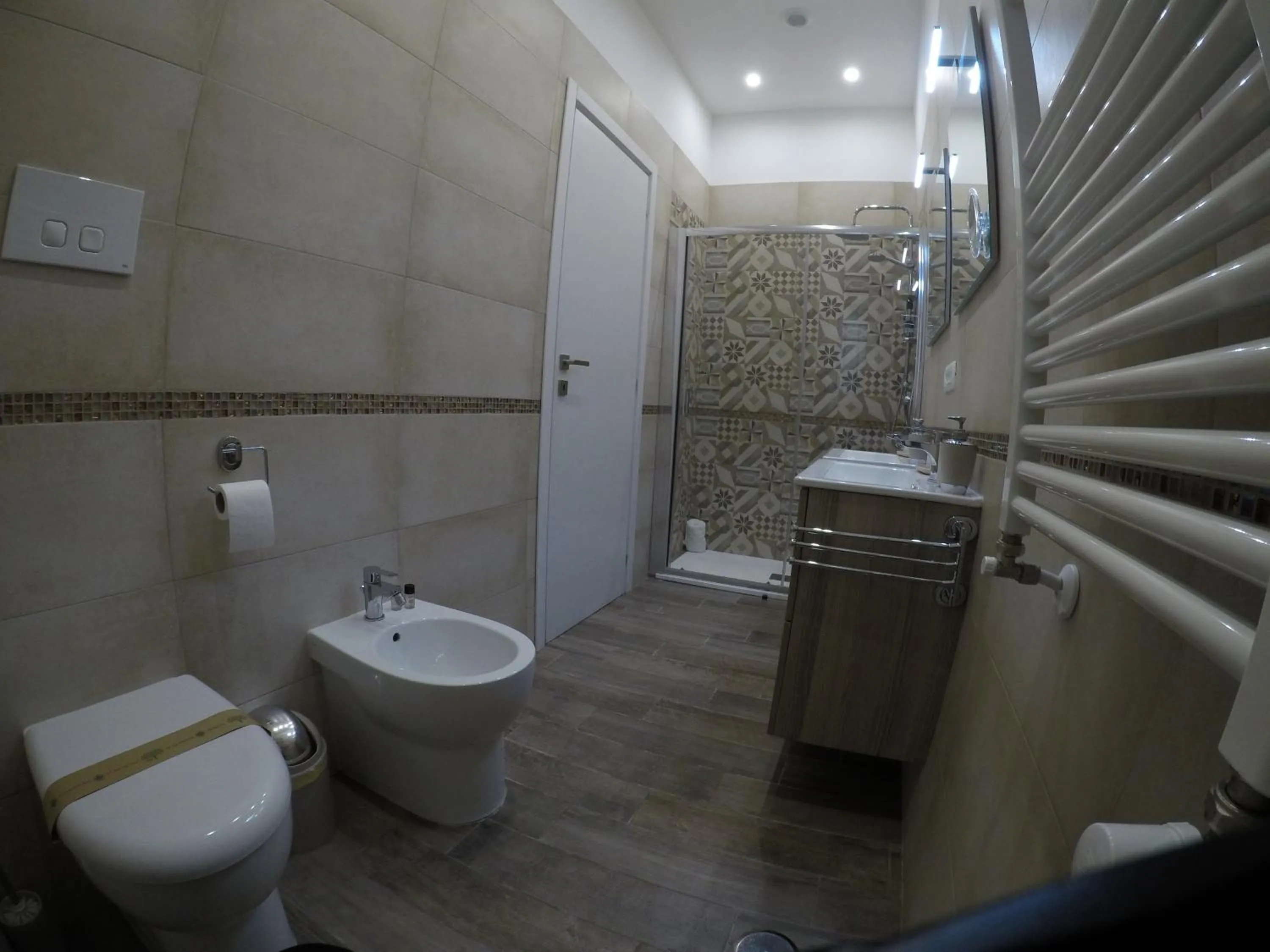 Shower in Karina's Rooms