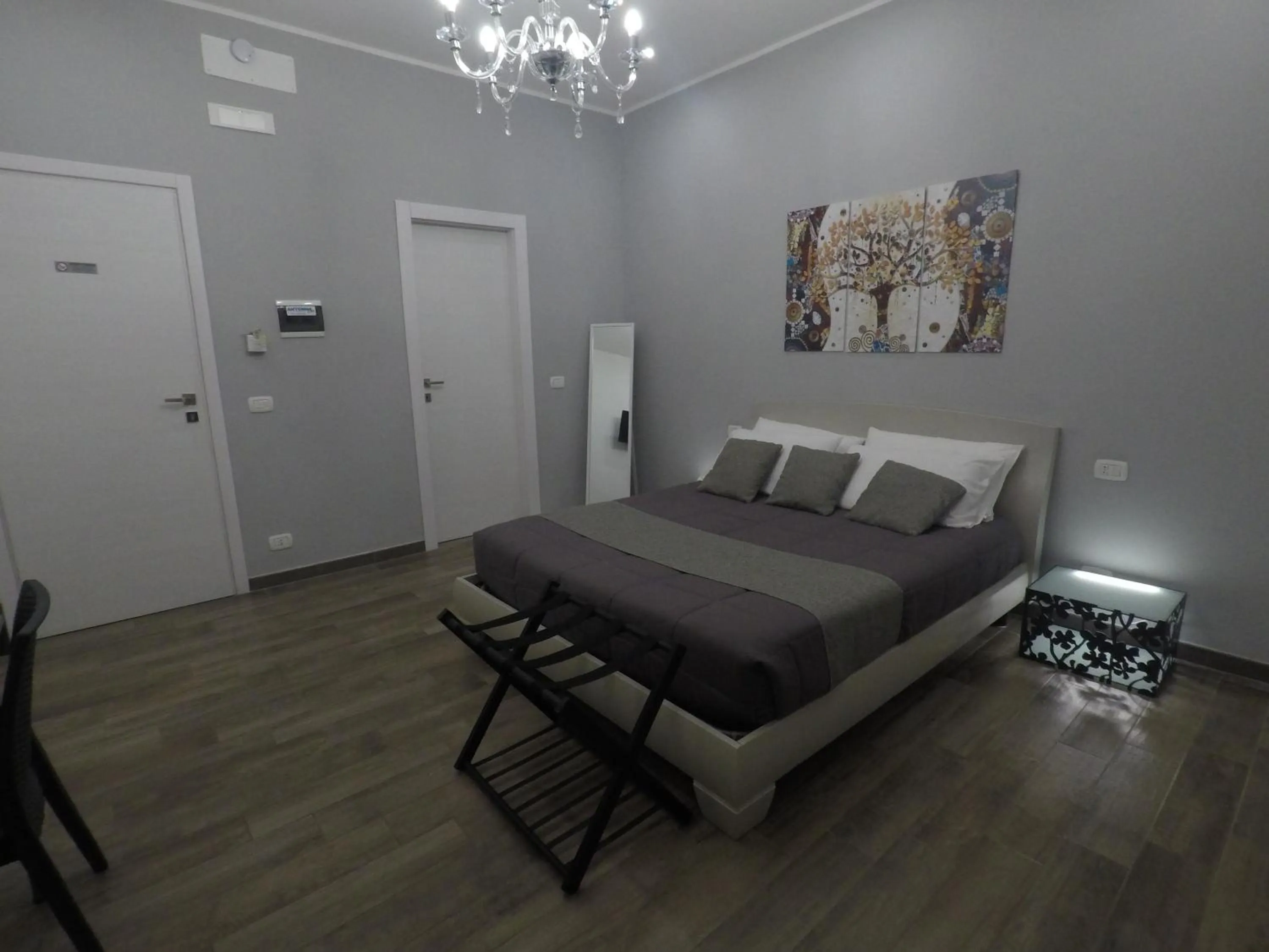 Photo of the whole room, Bed in Karina's Rooms